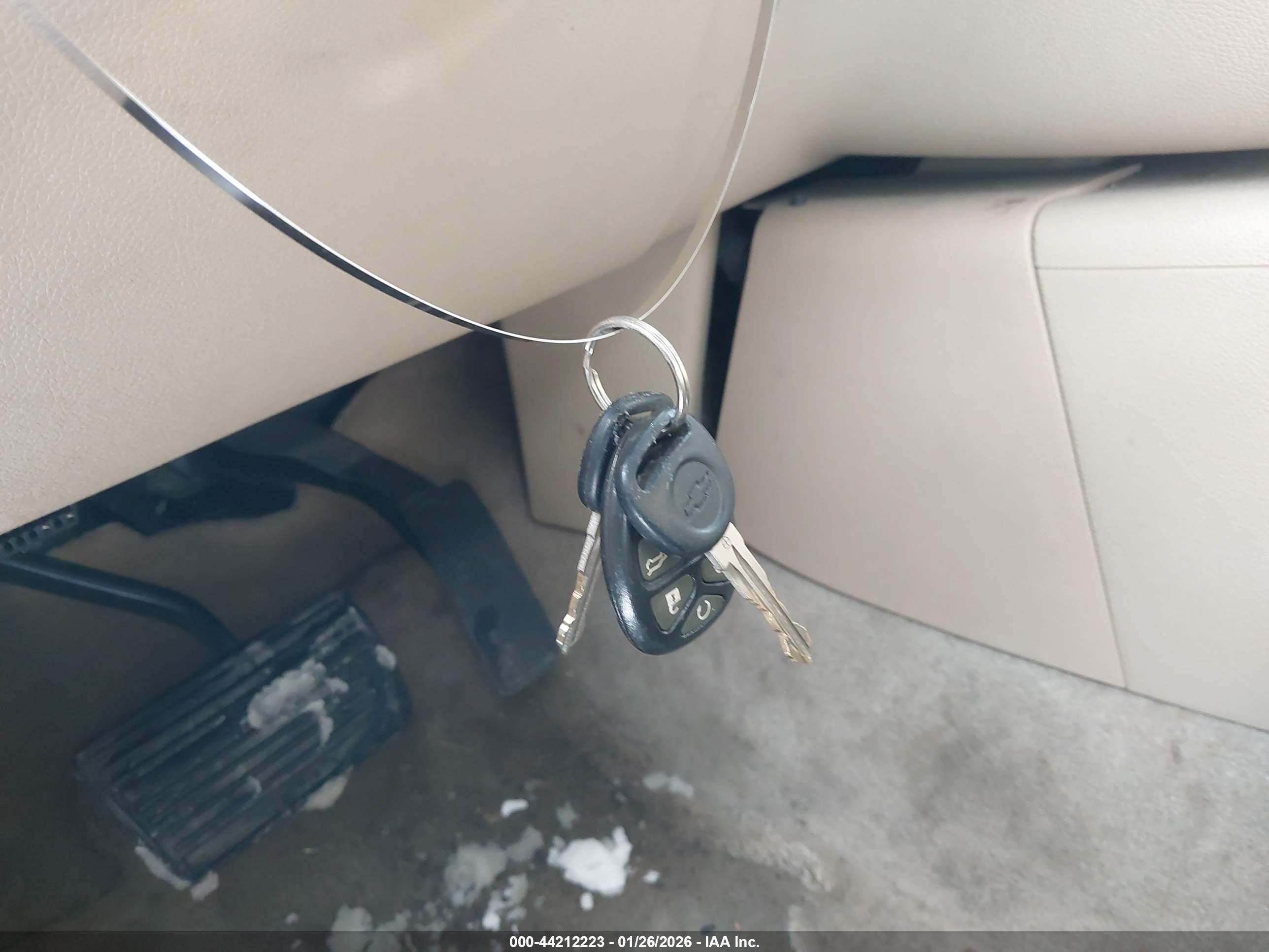 CHEVROLET TAHOE image 11