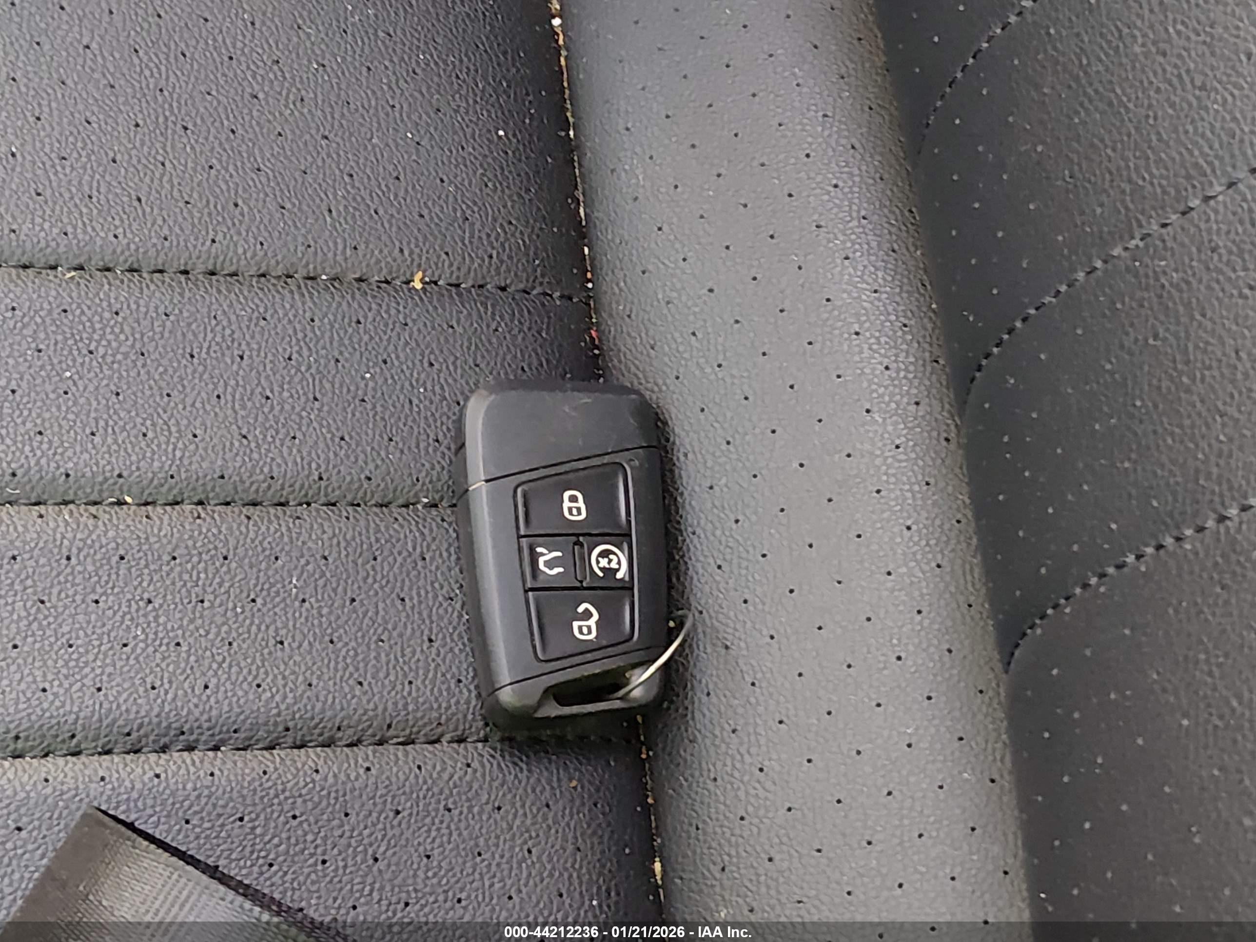 VOLKSWAGEN TIGUAN image 11