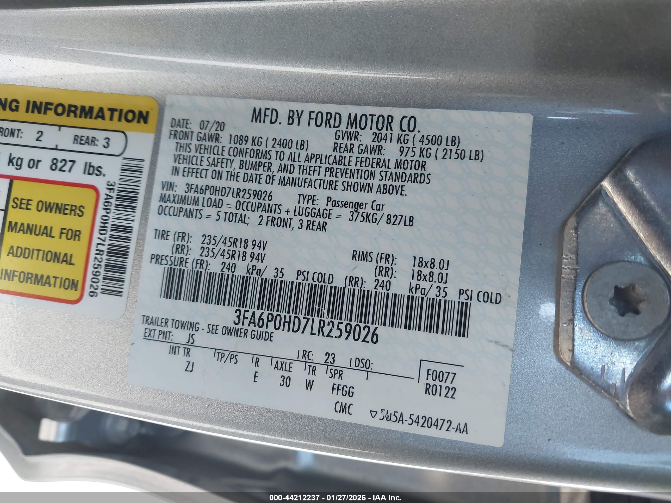 FORD FUSION image 9