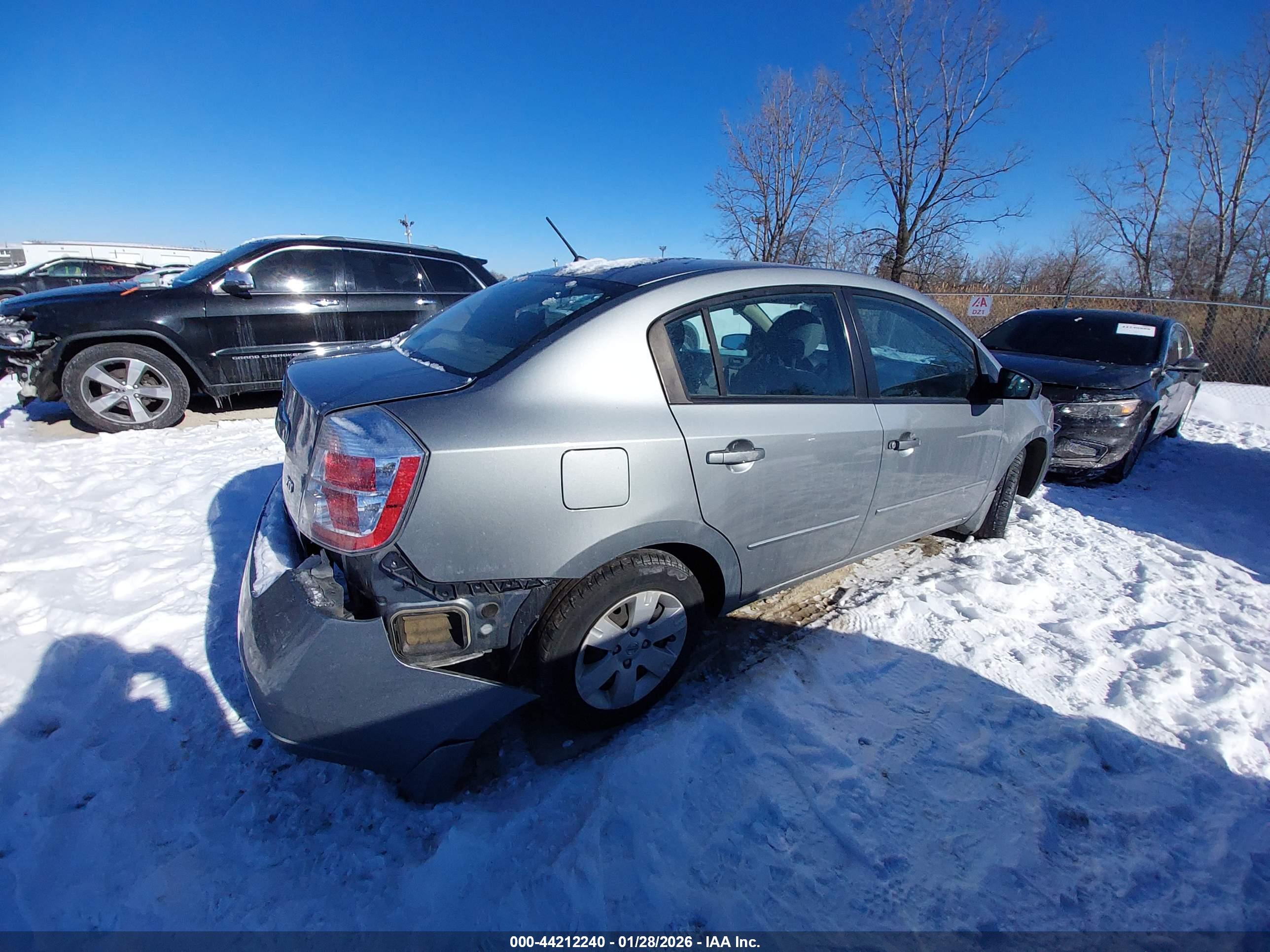 NISSAN SENTRA image 4