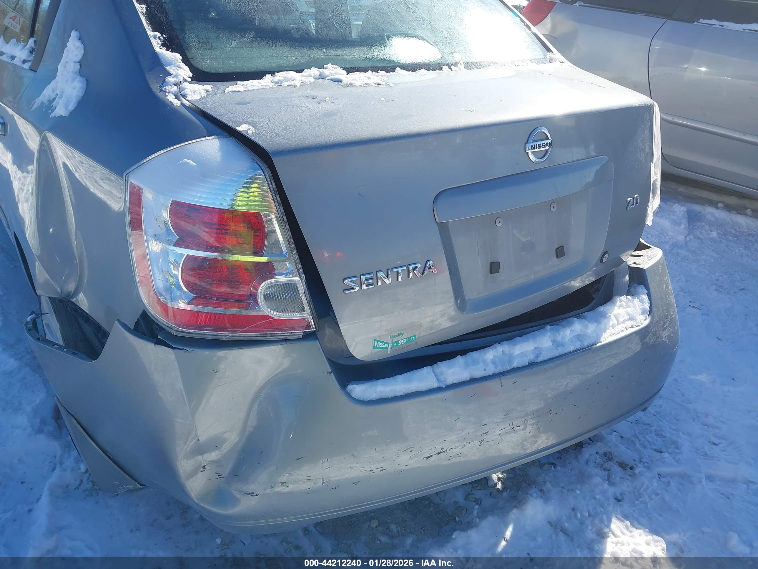 NISSAN SENTRA image 6