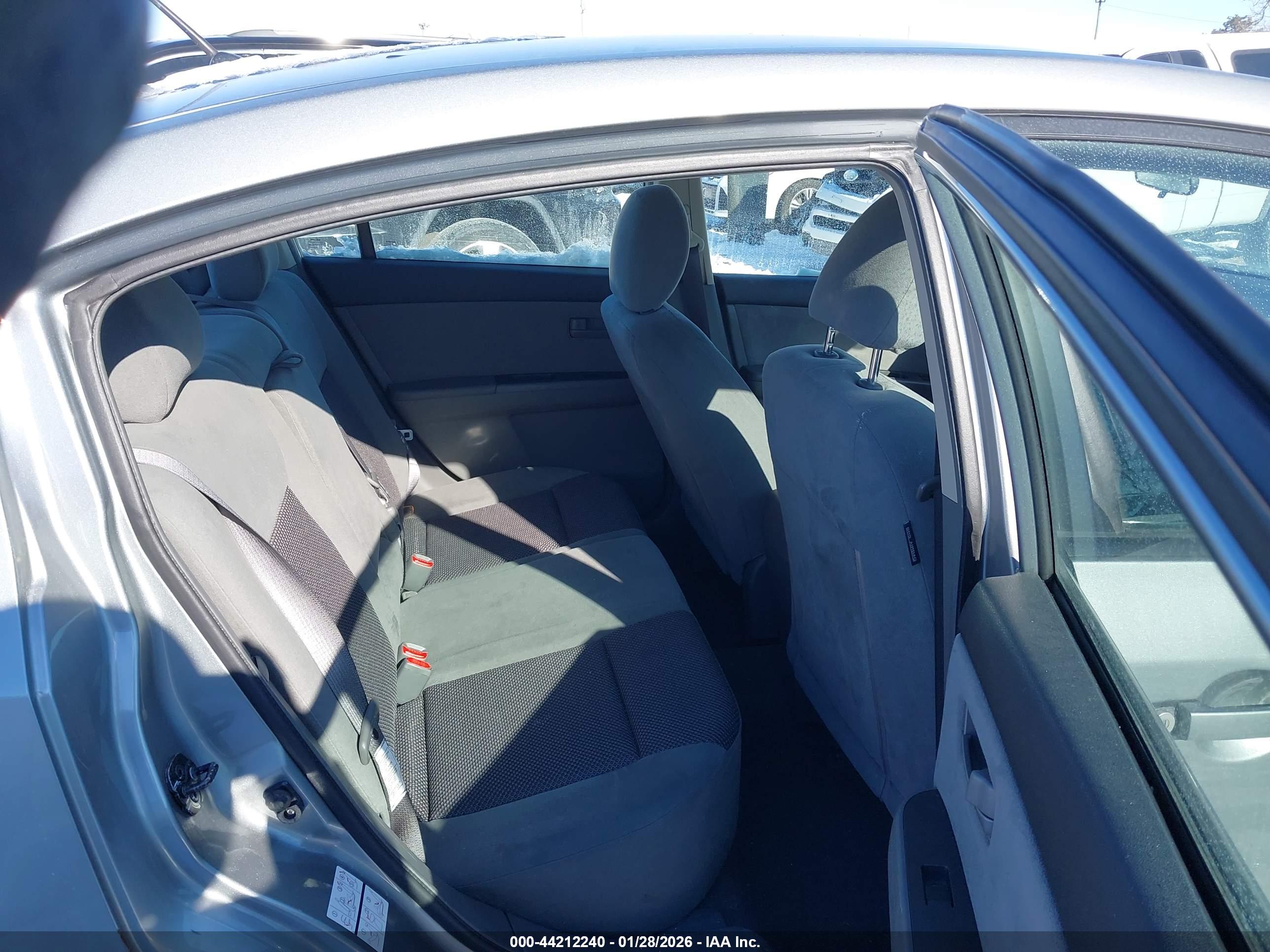 NISSAN SENTRA image 8
