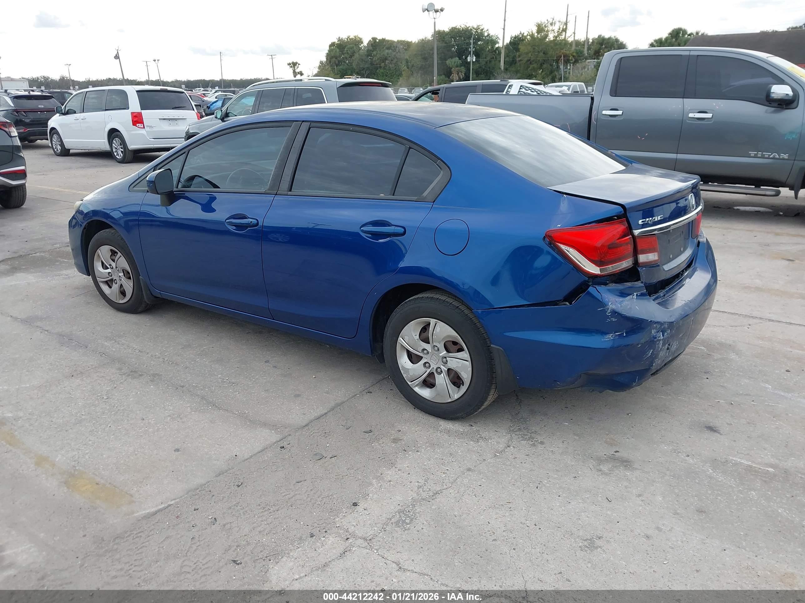 HONDA CIVIC image 3