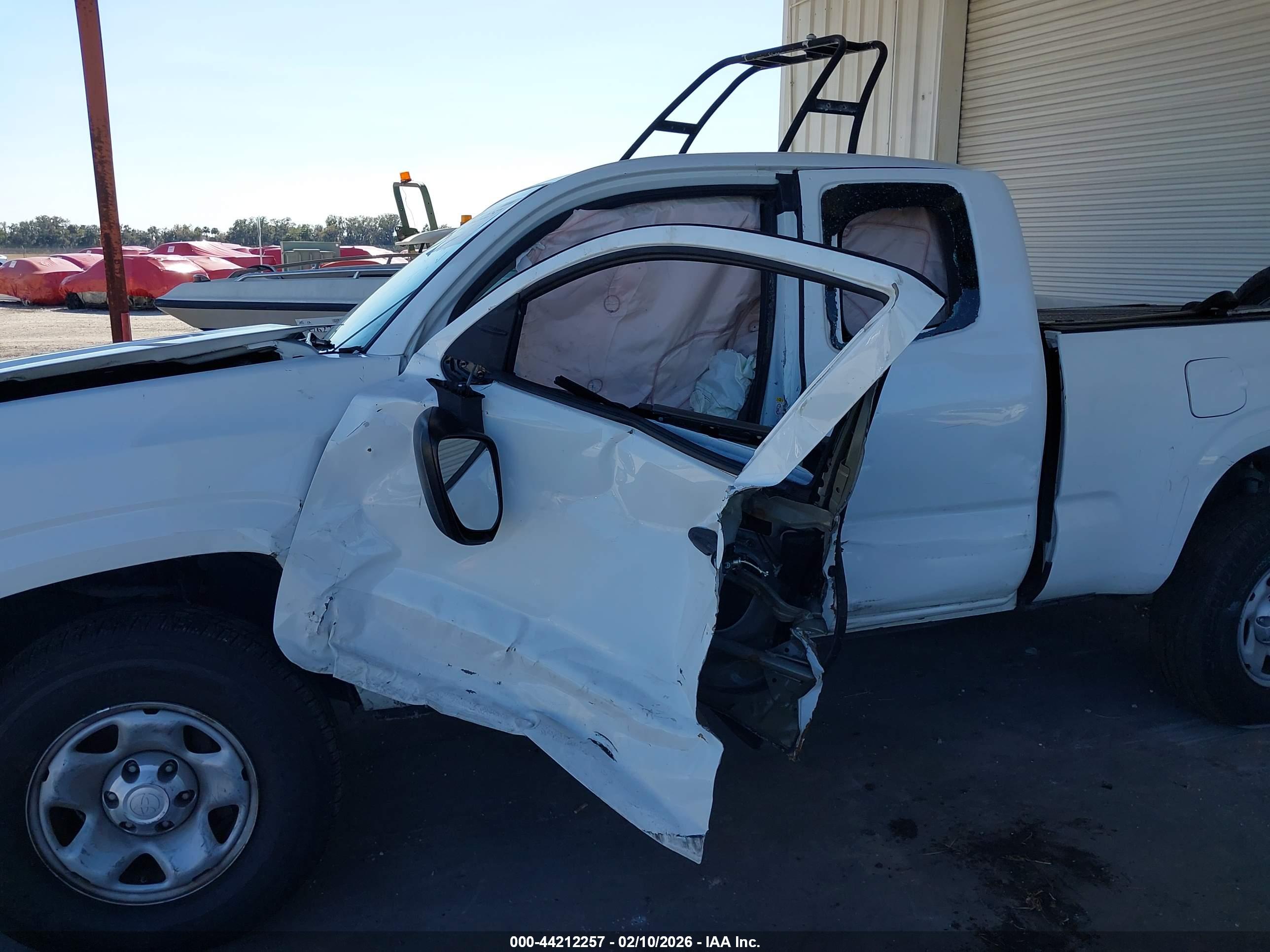 TOYOTA TACOMA image 6