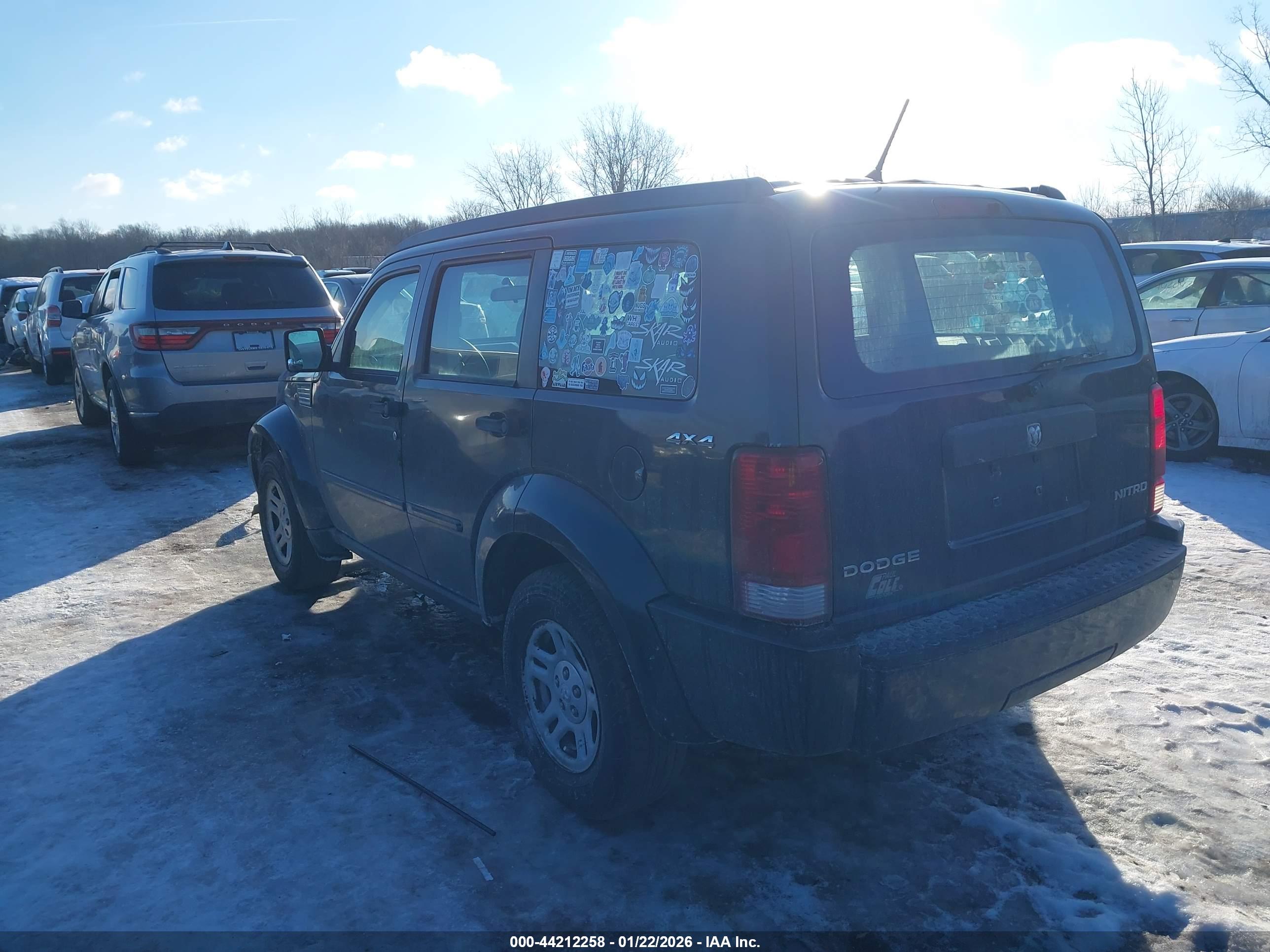 DODGE NITRO image 3