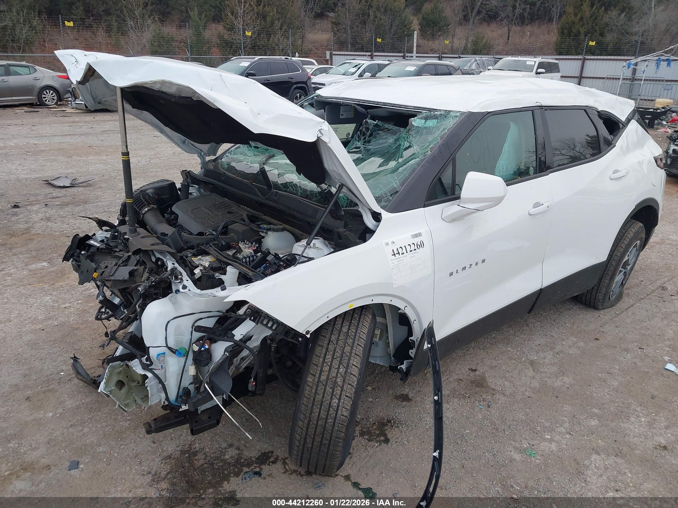 CHEVROLET BLAZER image 6