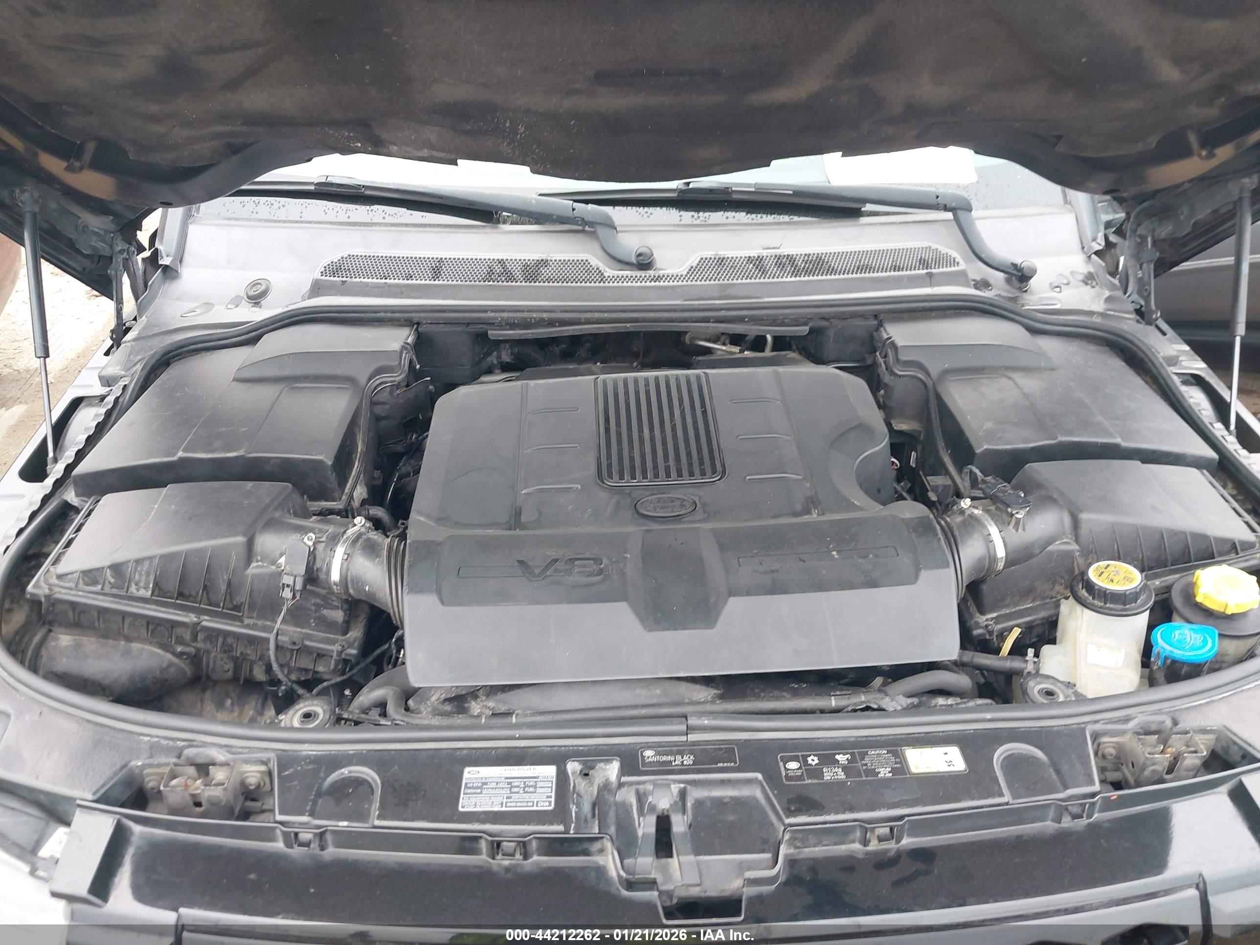 LAND ROVER image 10