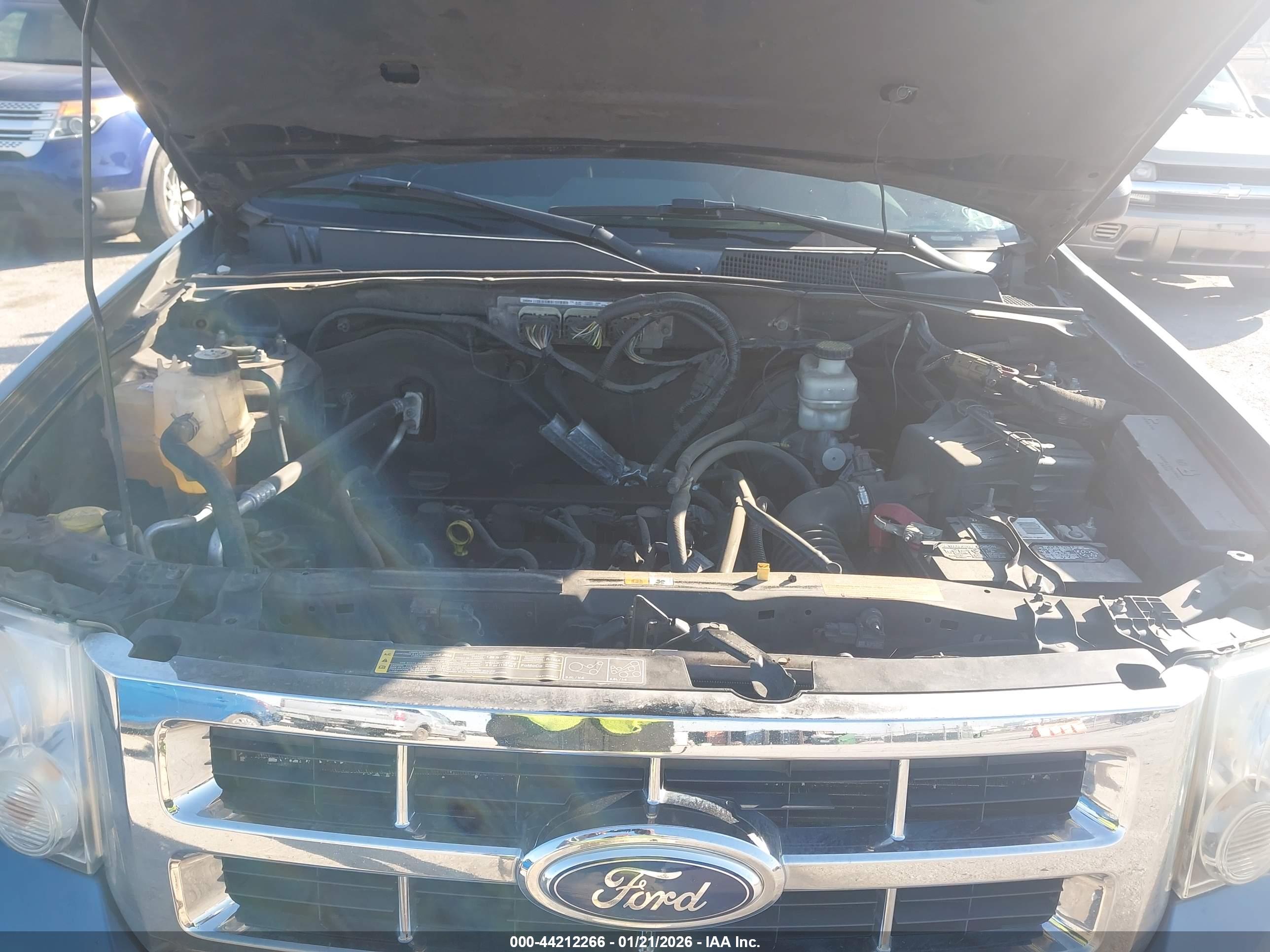 FORD ESCAPE image 10