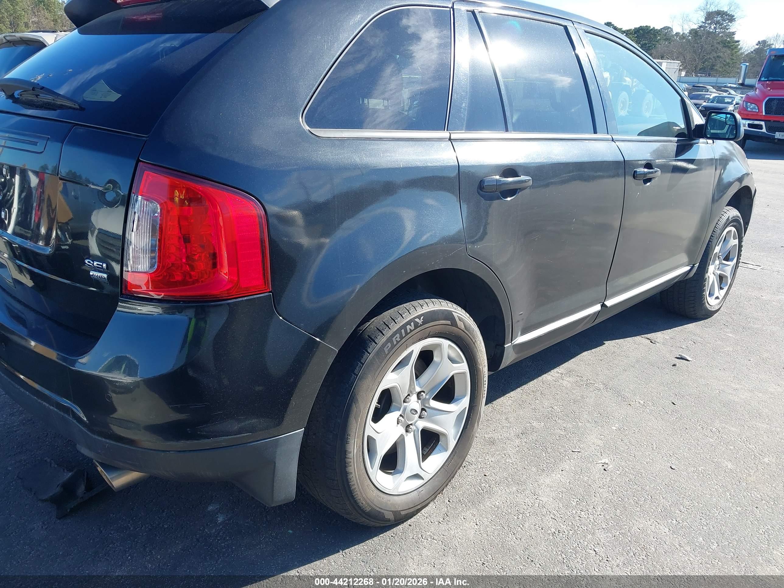 FORD EDGE image 4