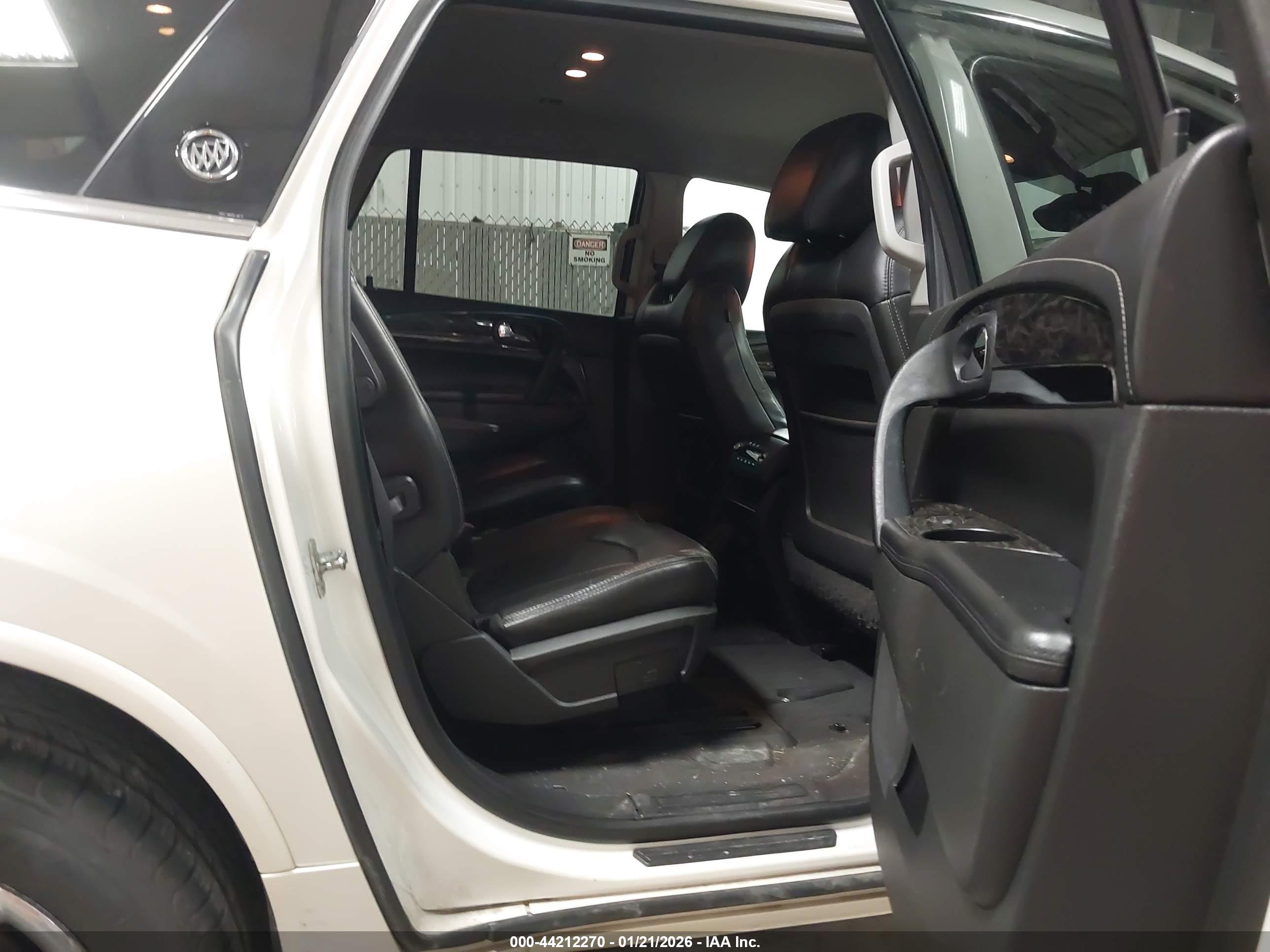 BUICK ENCLAVE image 8