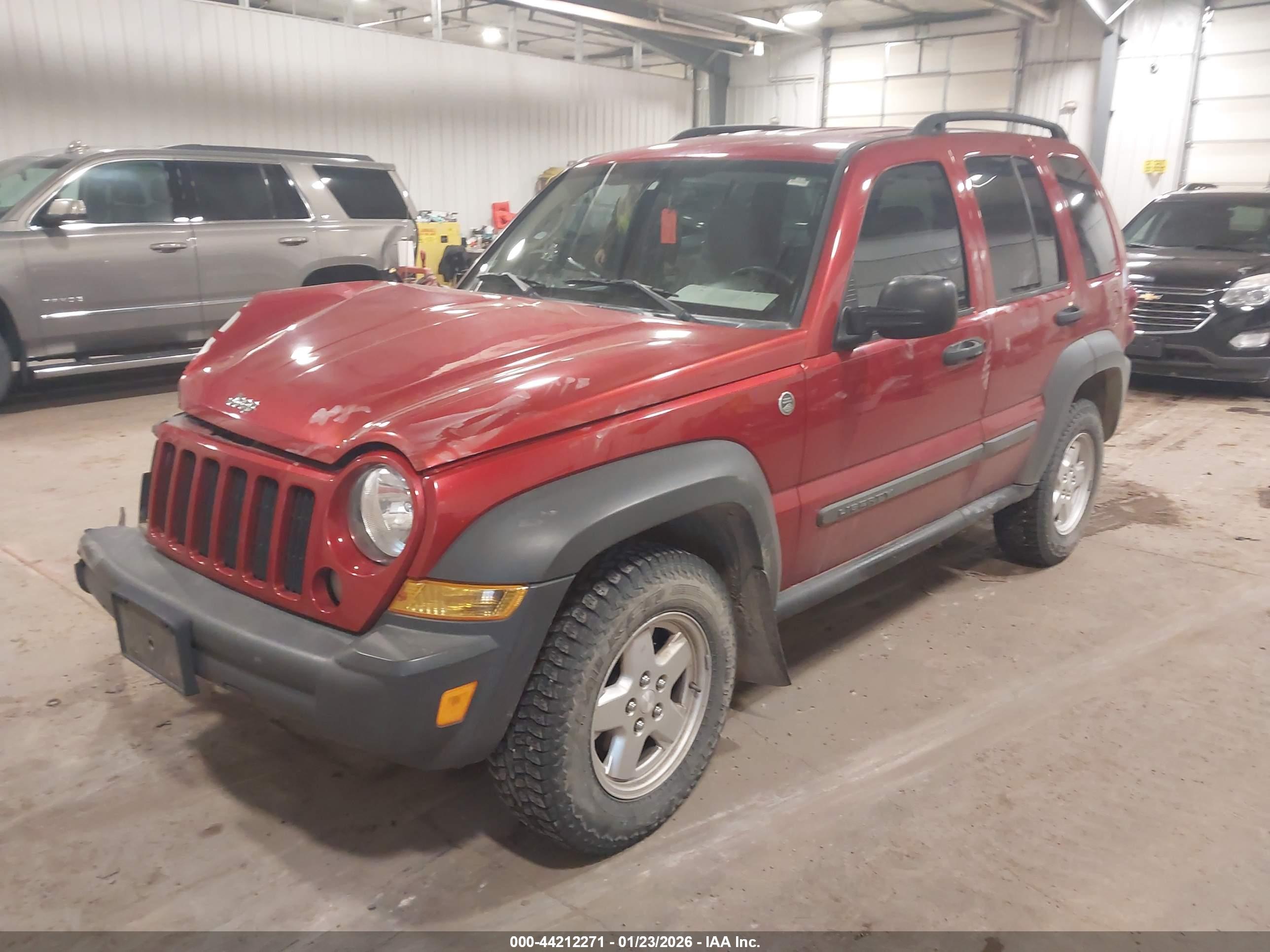 JEEP LIBERTY image 2