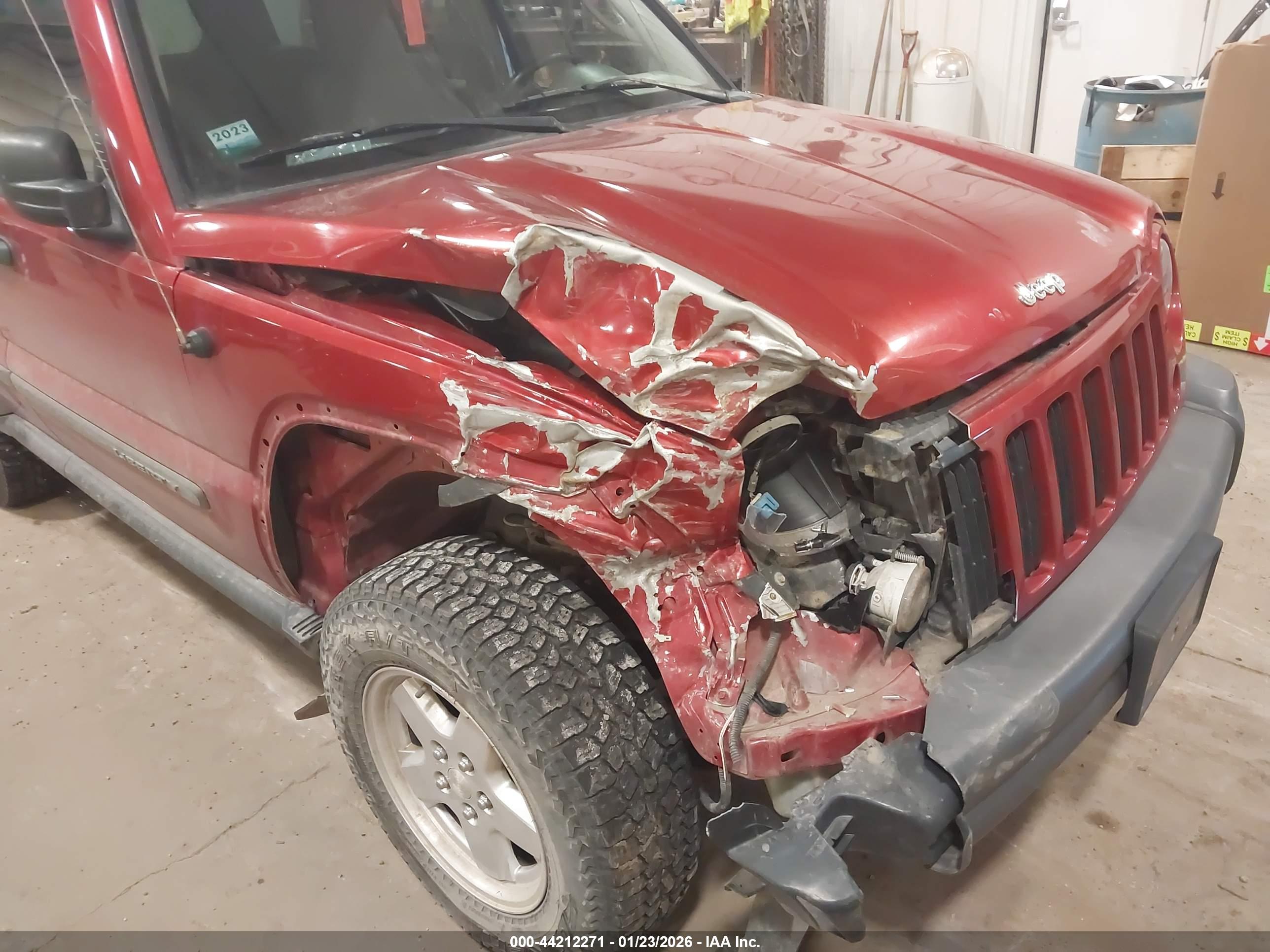 JEEP LIBERTY image 6
