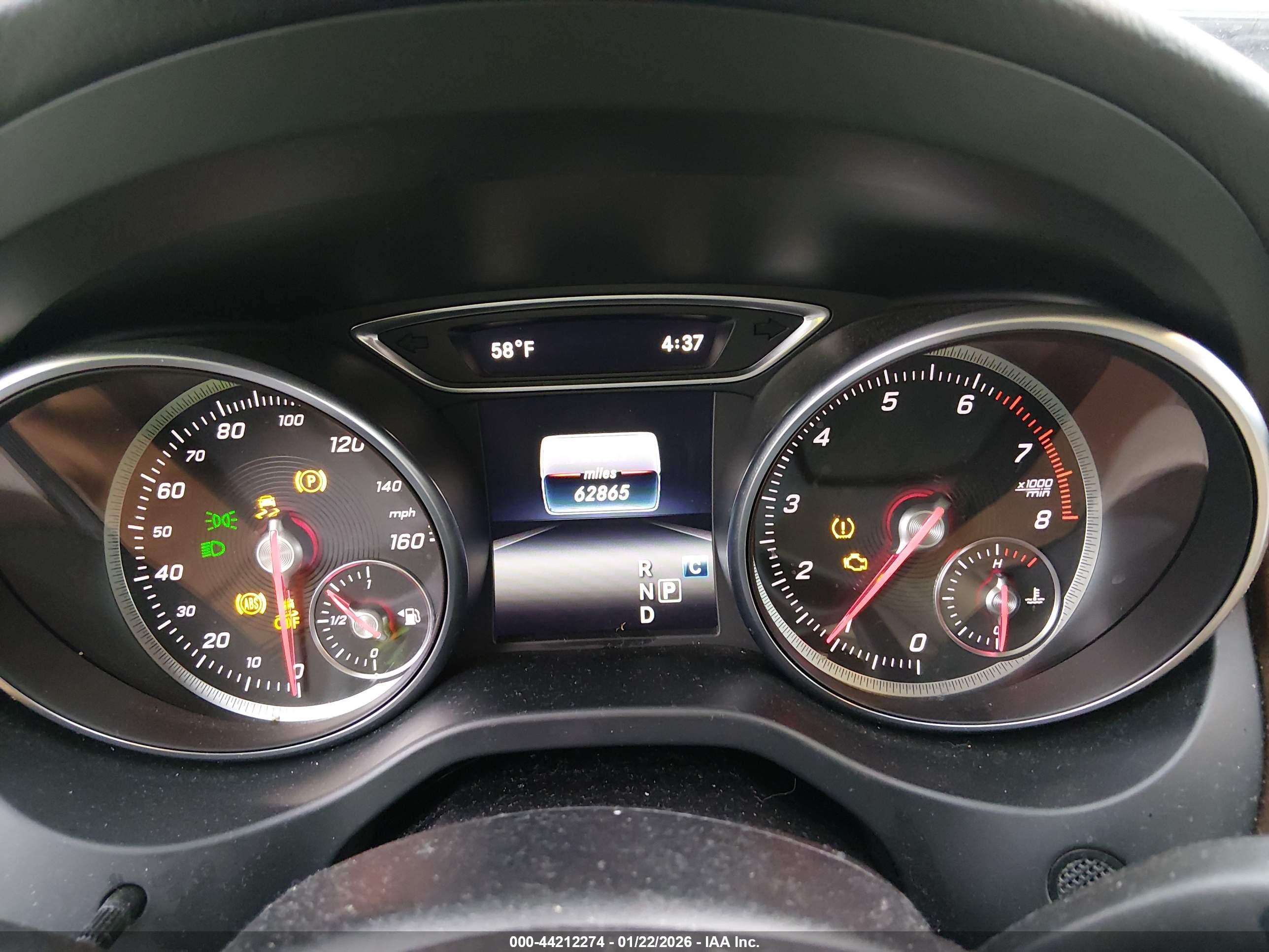 MERCEDES-BENZ GLA image 7