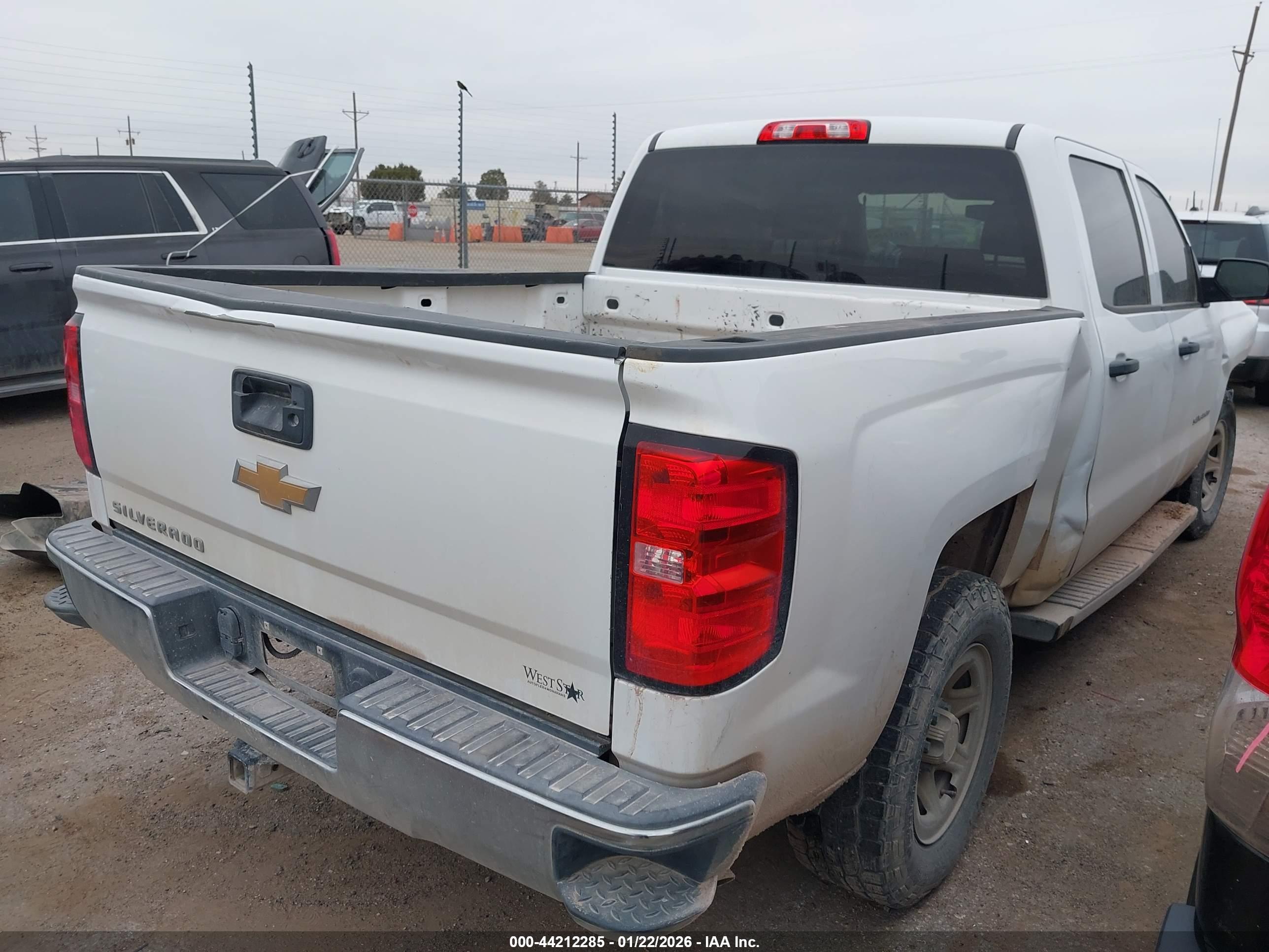 CHEVROLET SILVERADO image 4