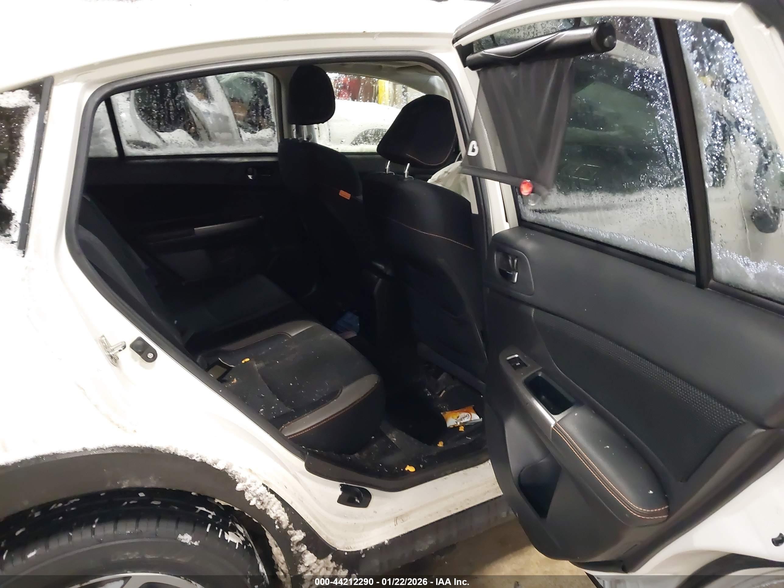 SUBARU CROSSTREK image 8