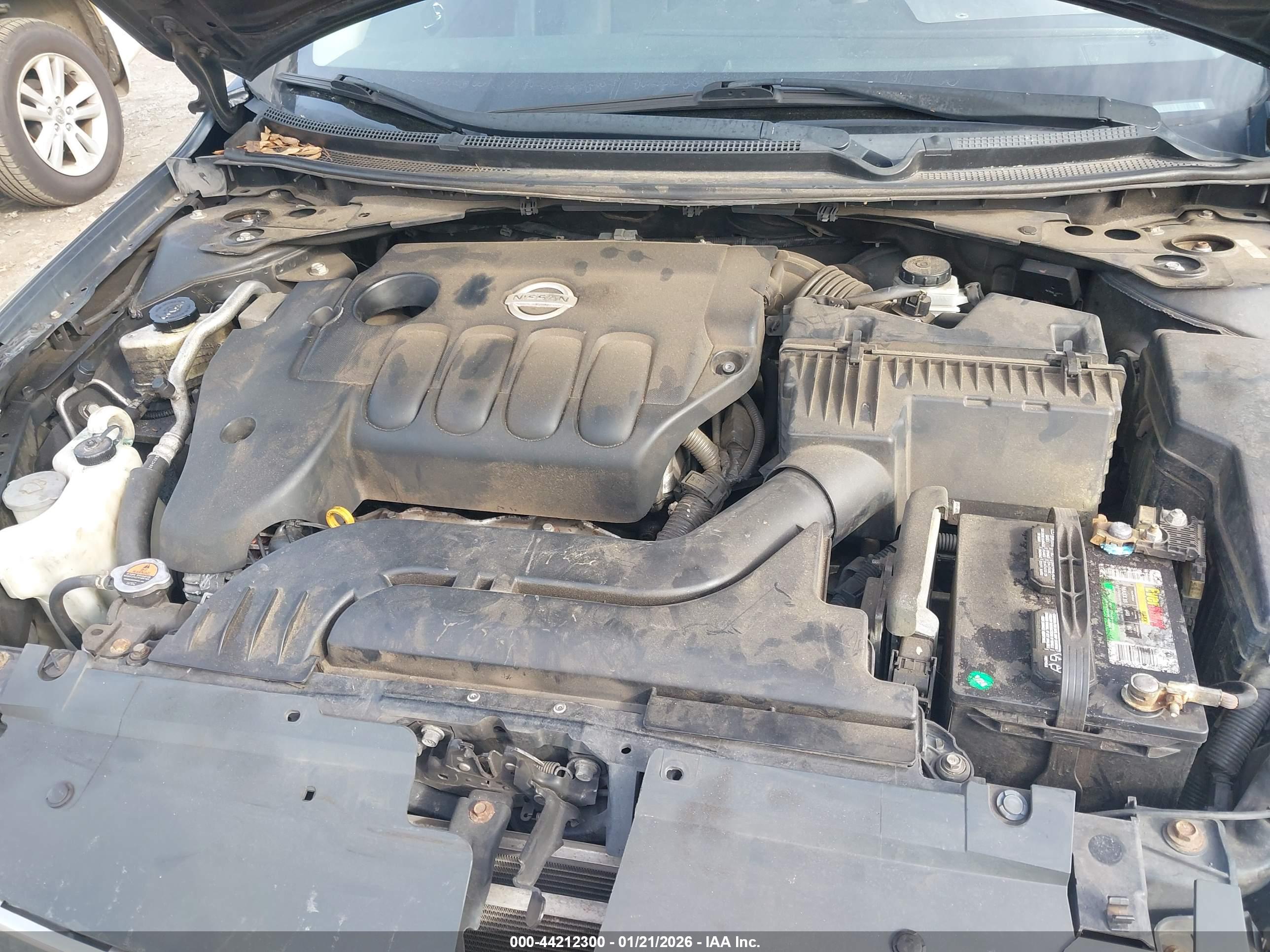 NISSAN ALTIMA image 10