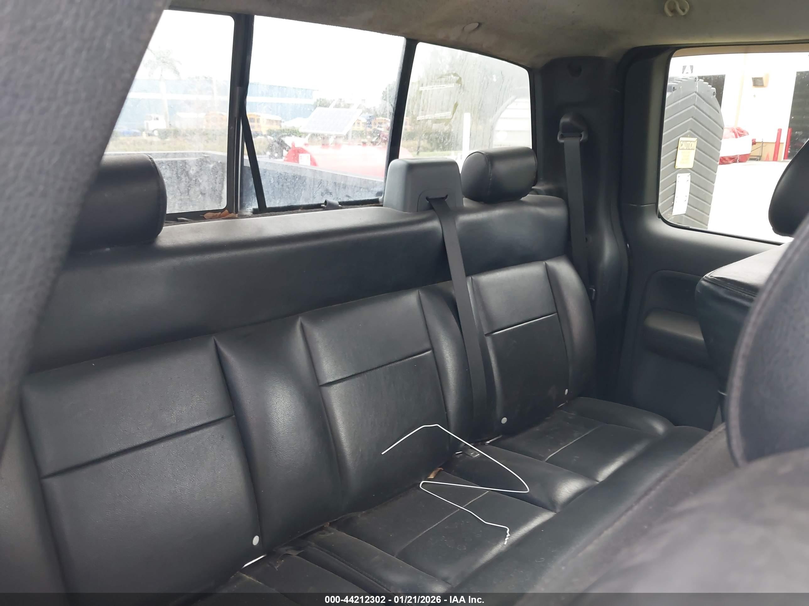 FORD F-150 image 8