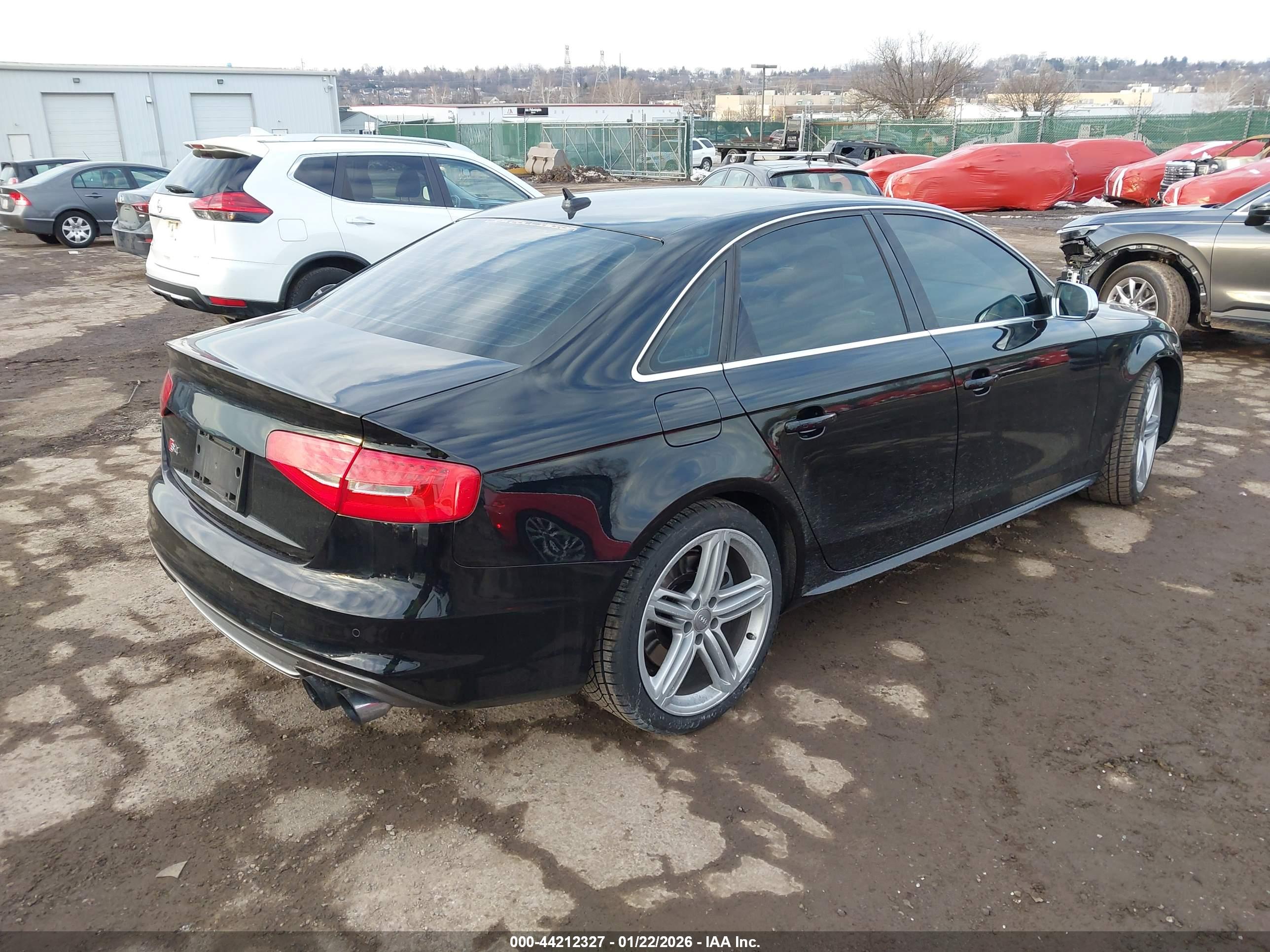 AUDI S4 image 4