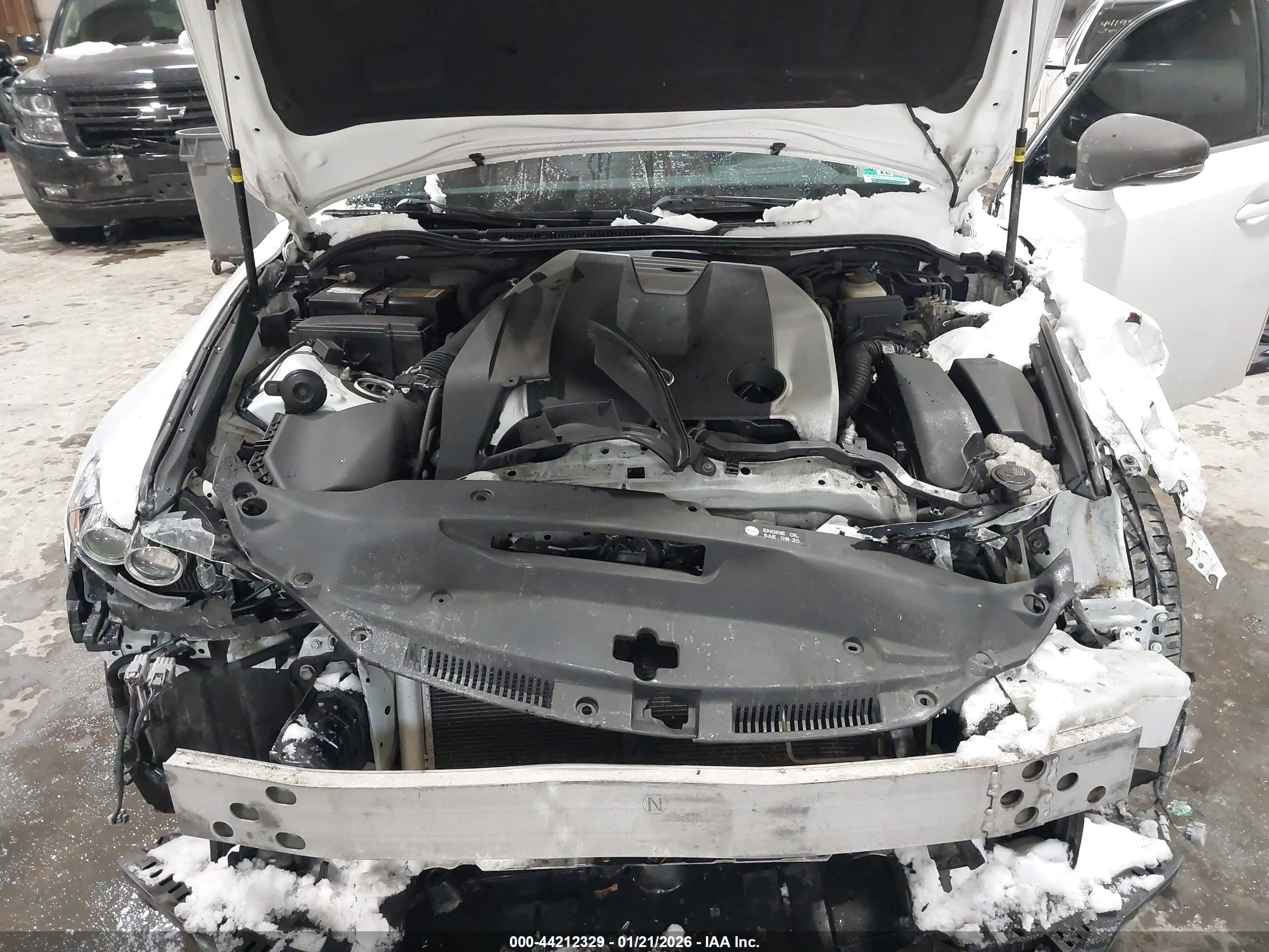 LEXUS IS image 10
