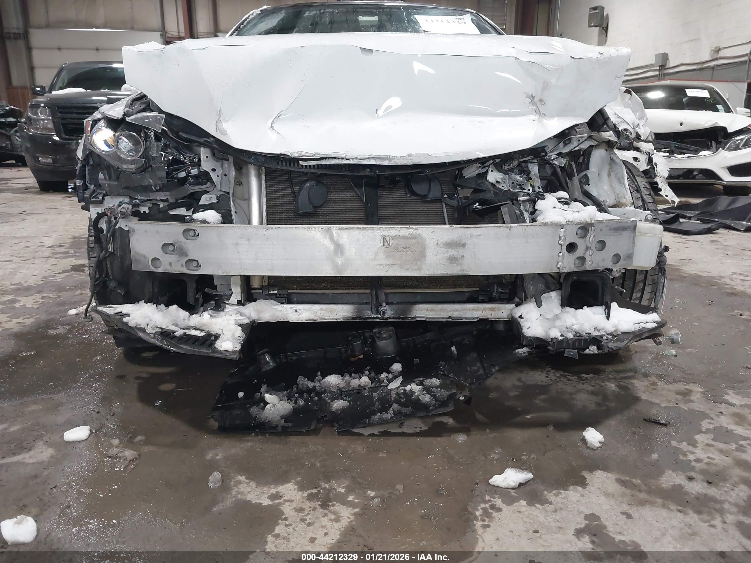 LEXUS IS image 6
