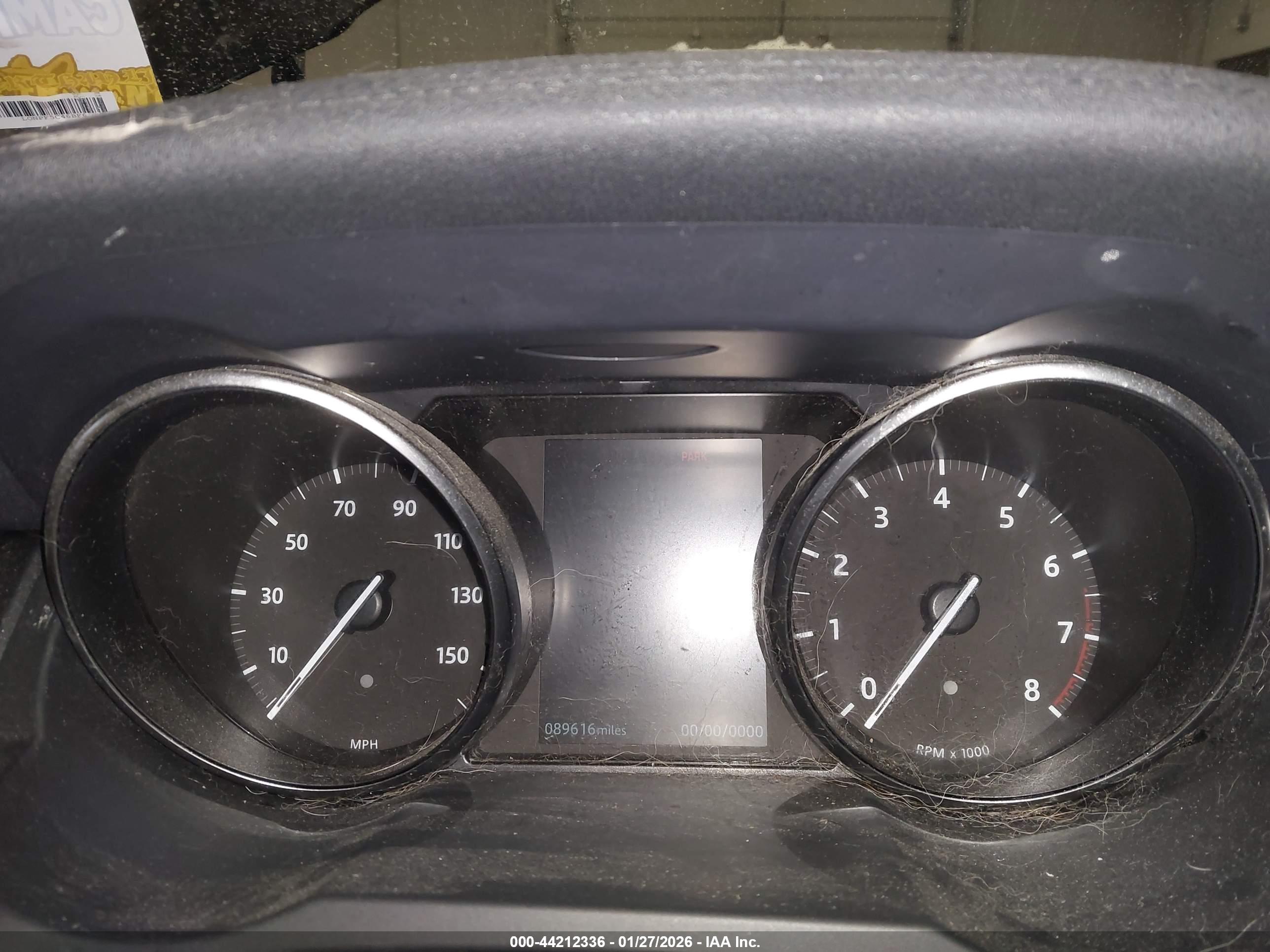LAND ROVER image 7