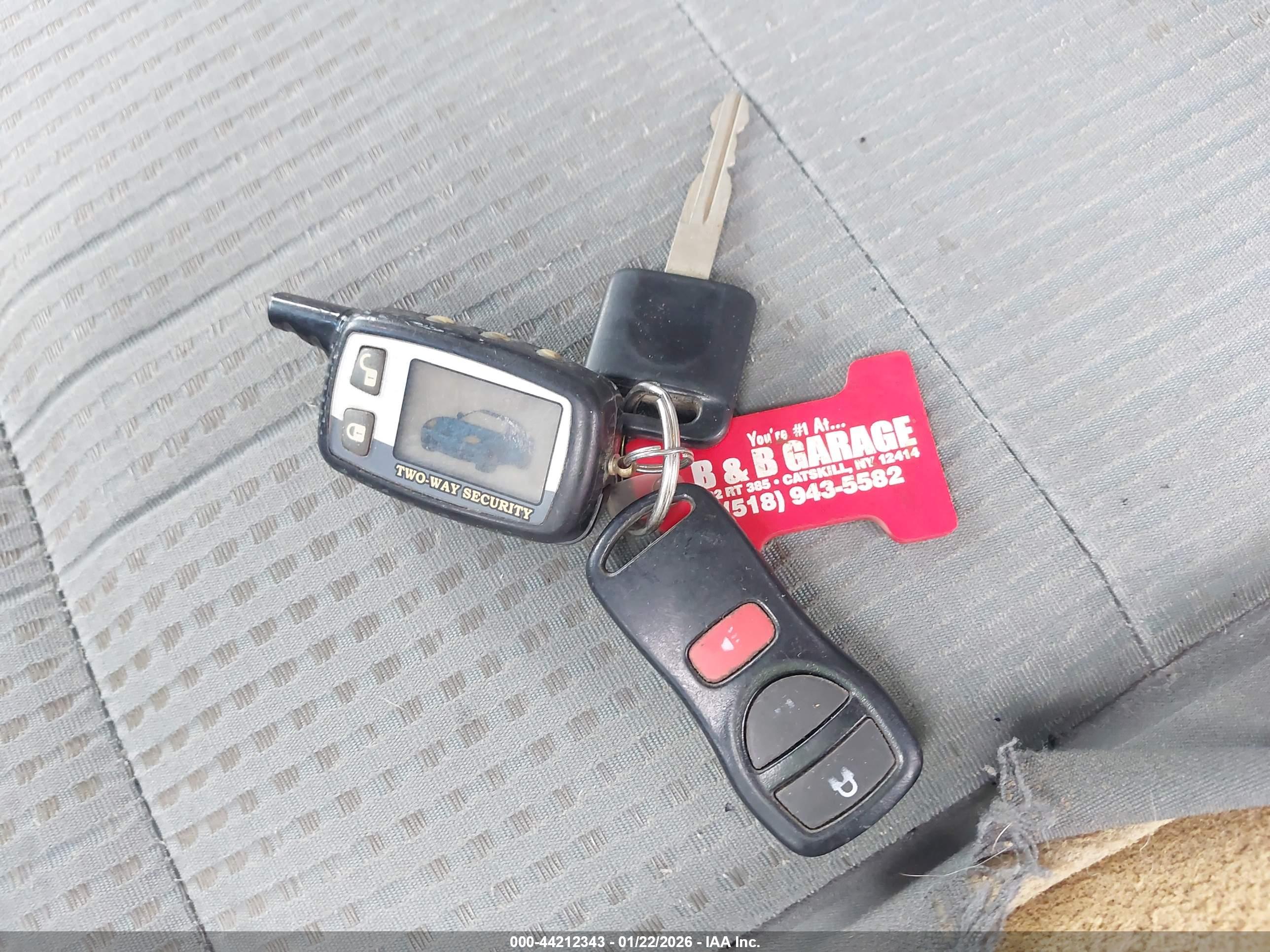 NISSAN TITAN image 11