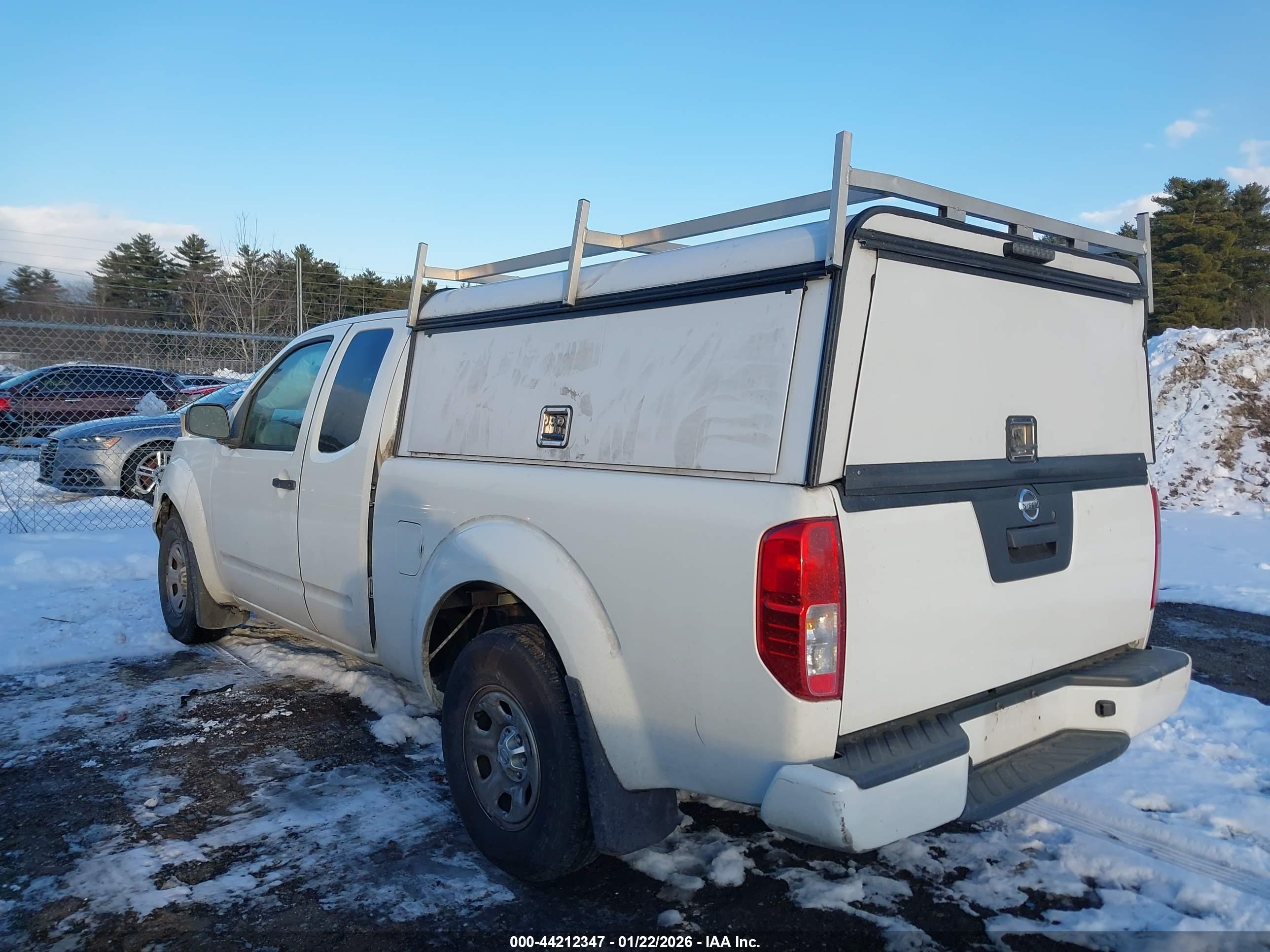 NISSAN FRONTIER image 3