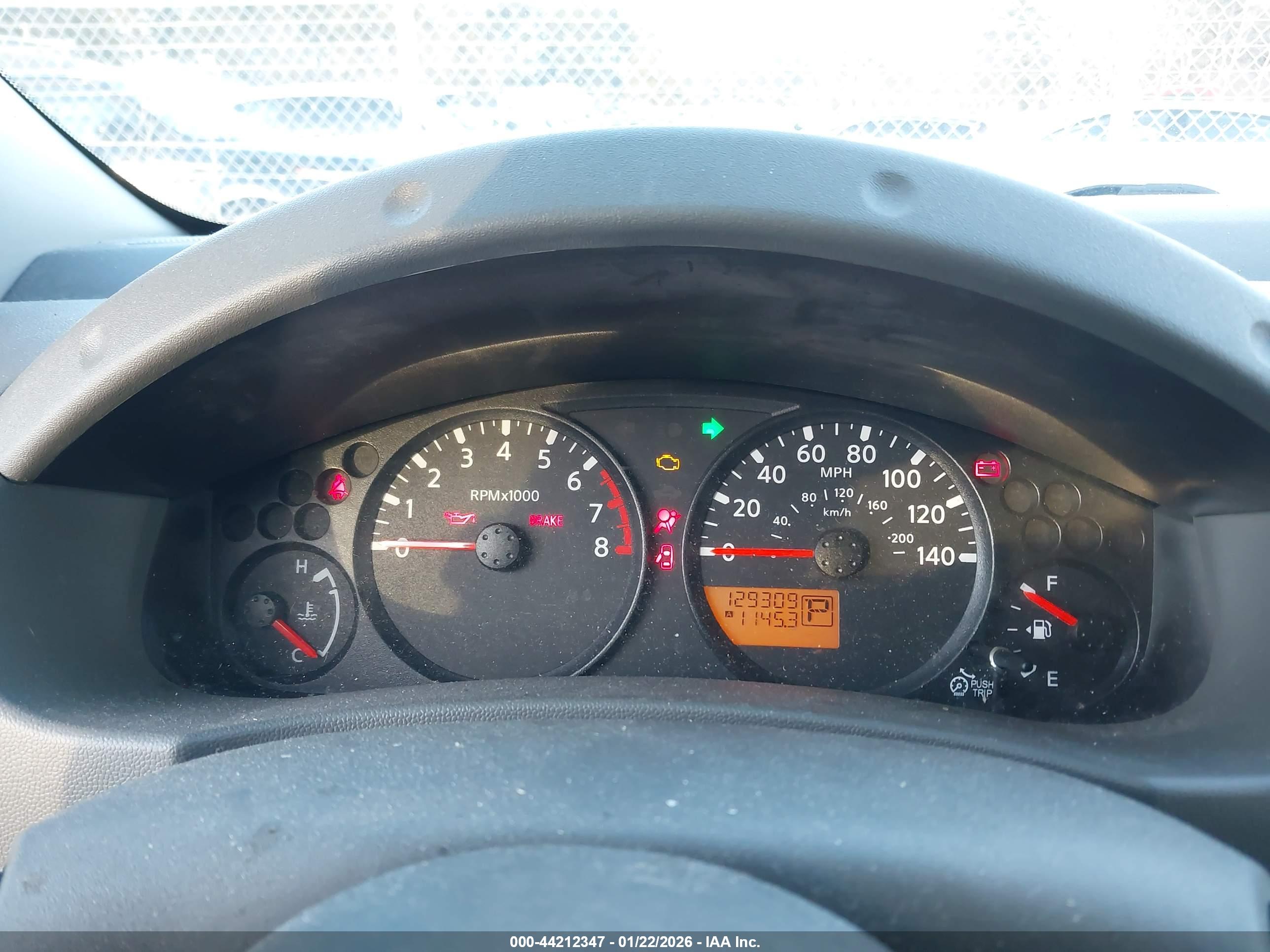 NISSAN FRONTIER image 7