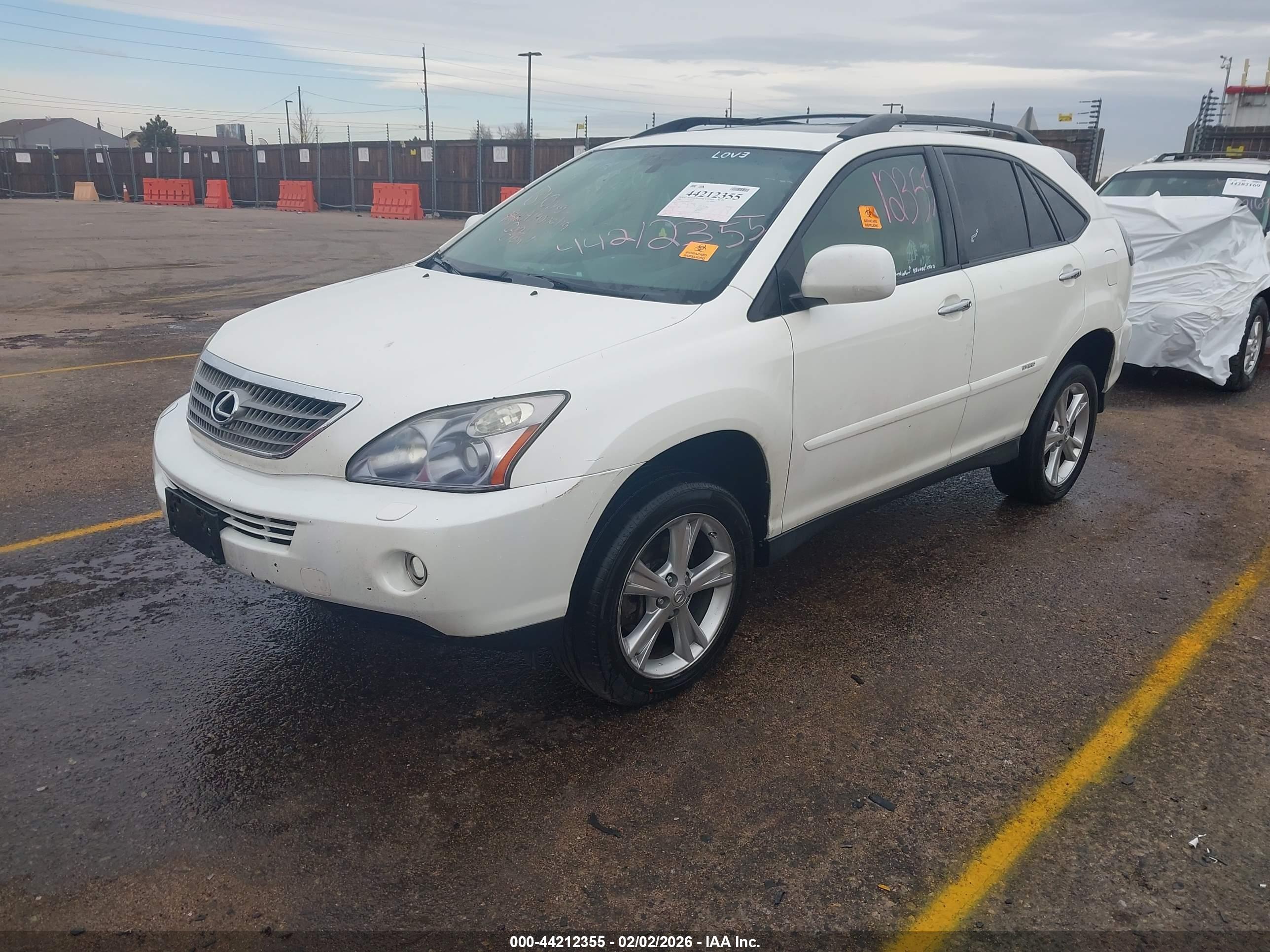 LEXUS RX image 2