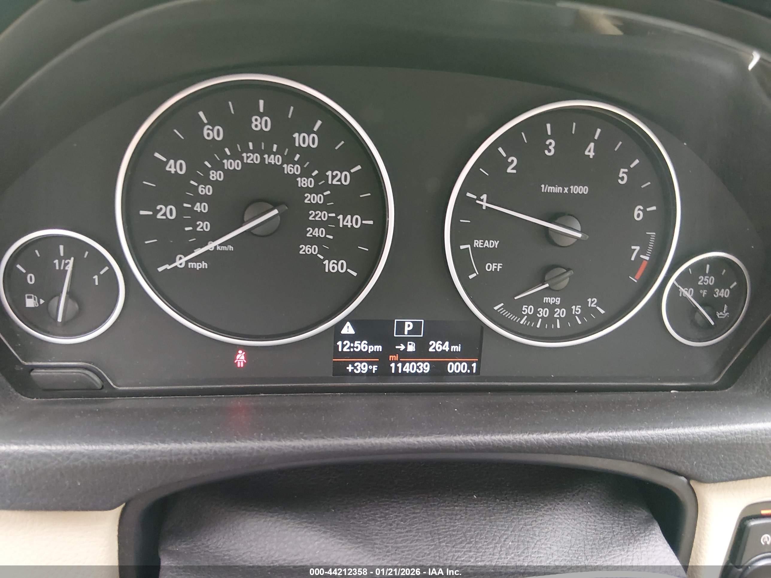 BMW 320I image 7