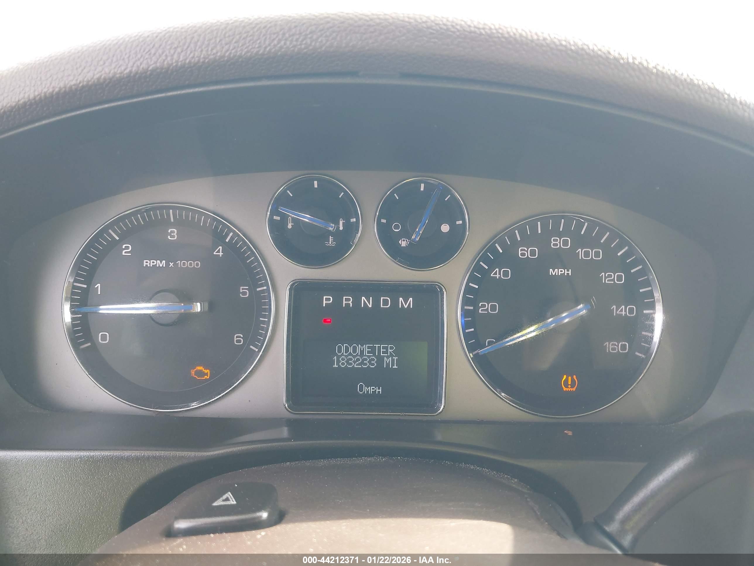 CADILLAC ESCALADE image 7