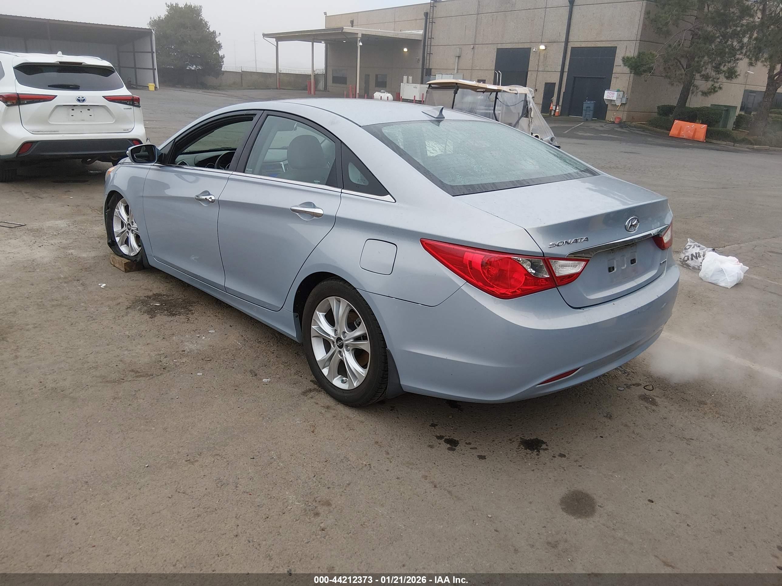 HYUNDAI SONATA image 3