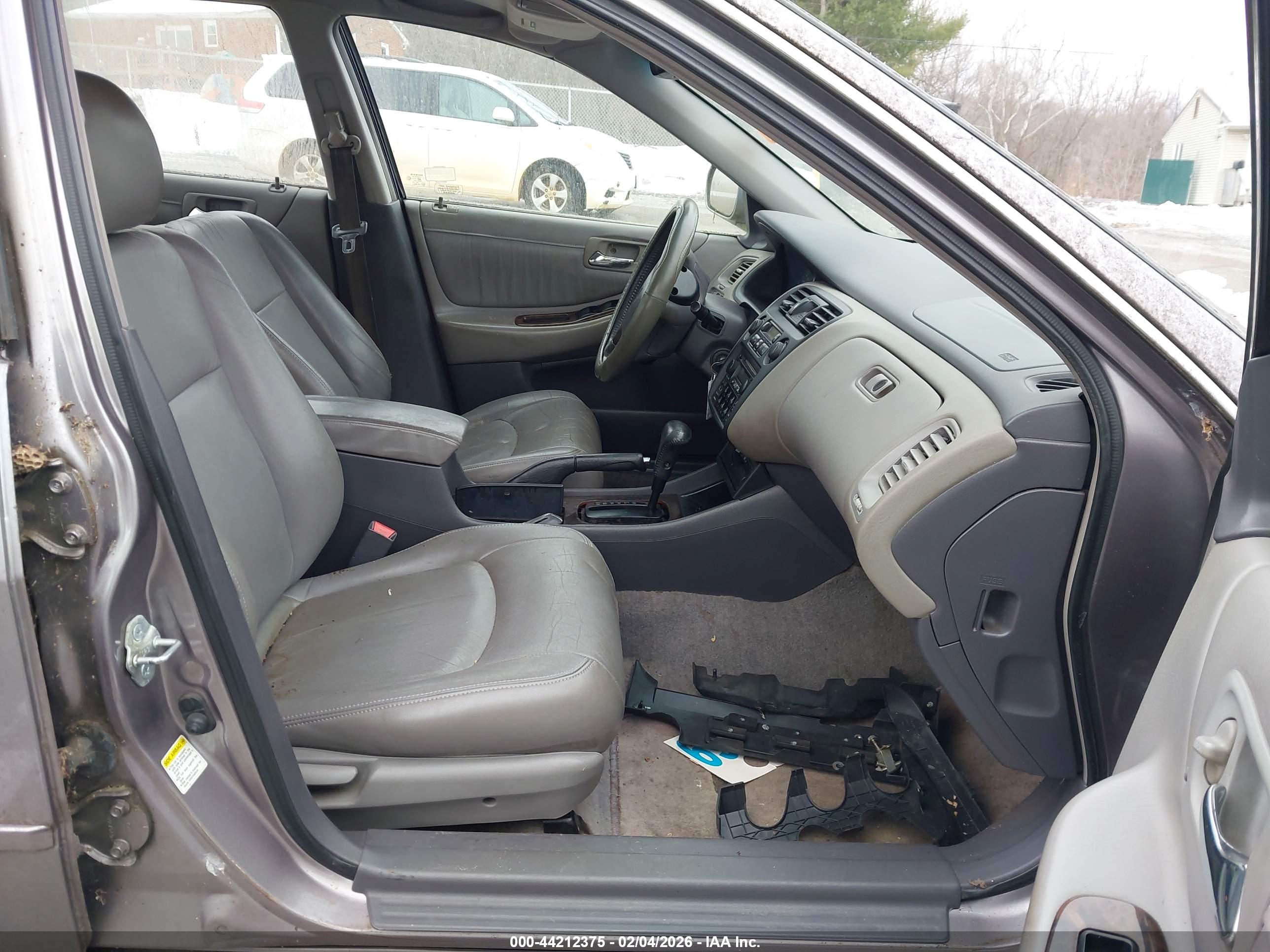 HONDA ACCORD image 5