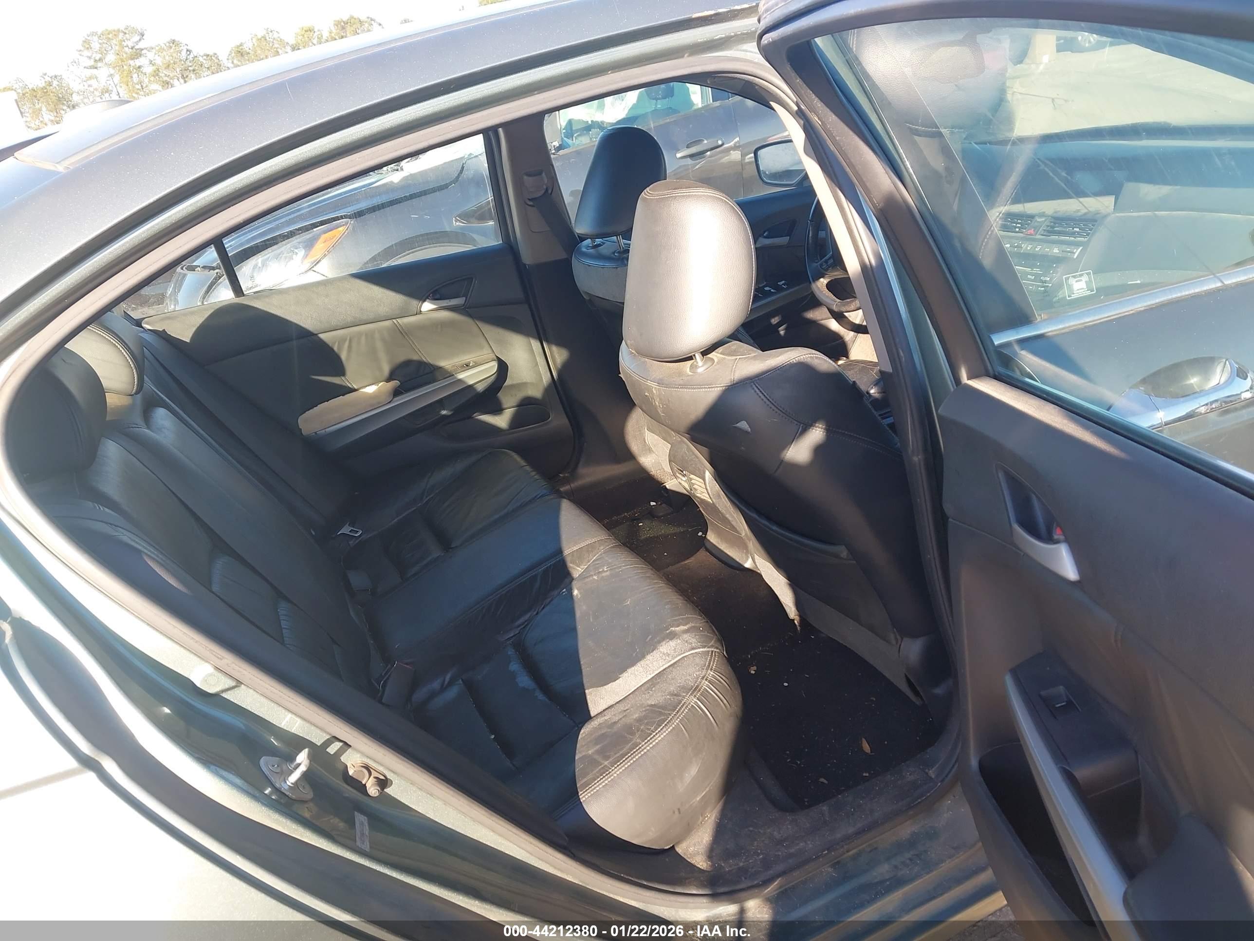 HONDA ACCORD image 8