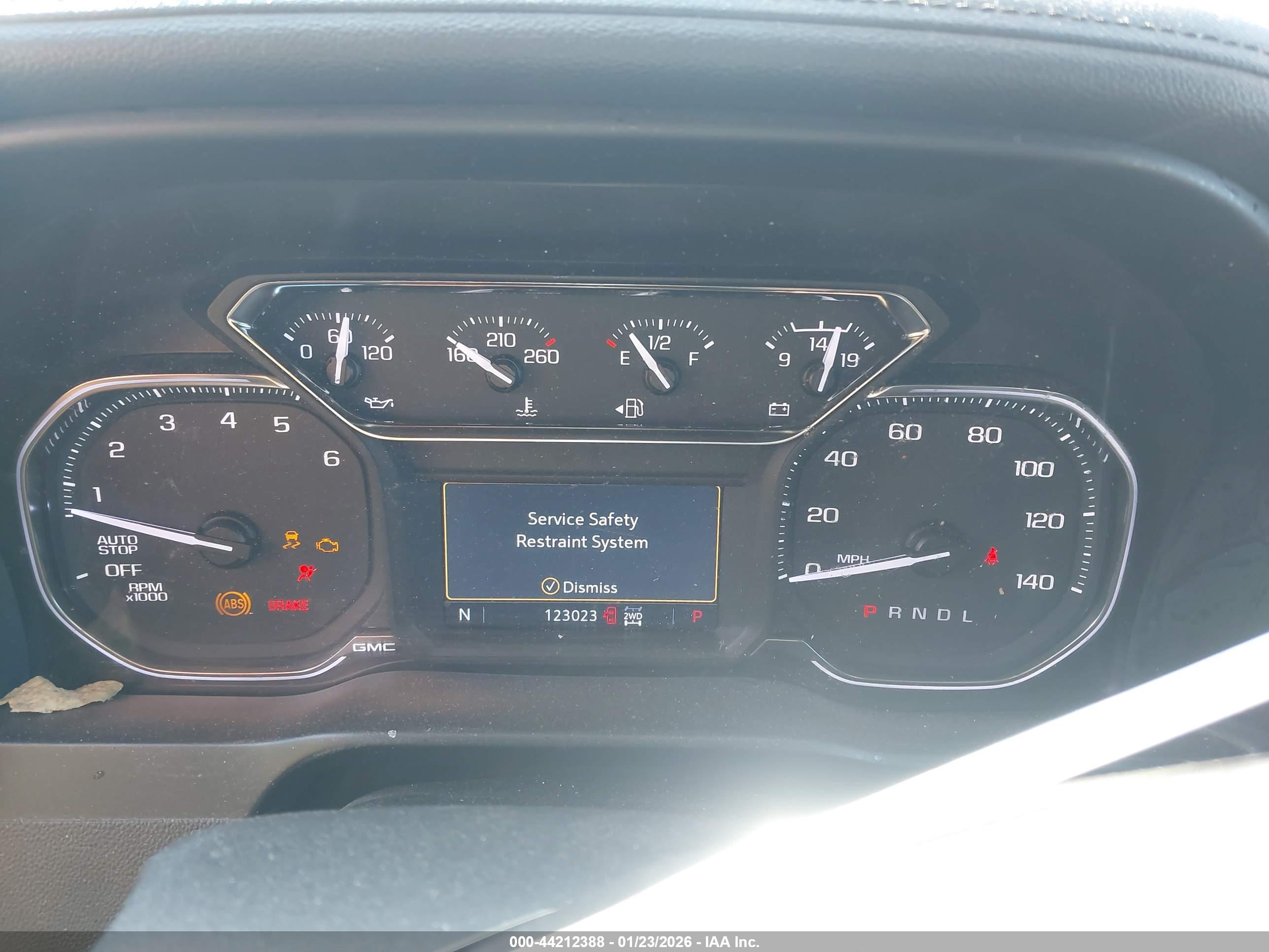 GMC SIERRA image 7