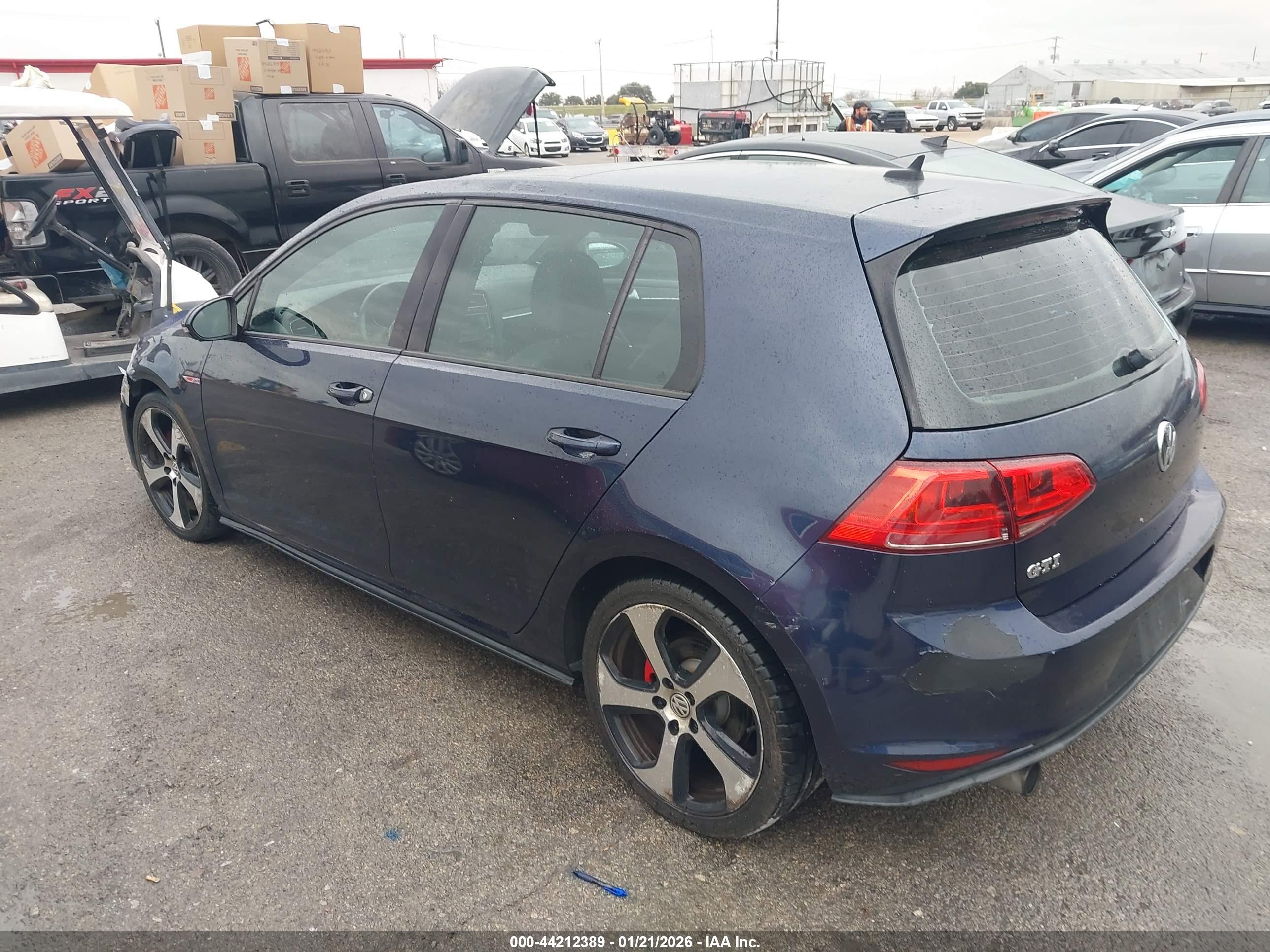 VOLKSWAGEN GOLF image 3