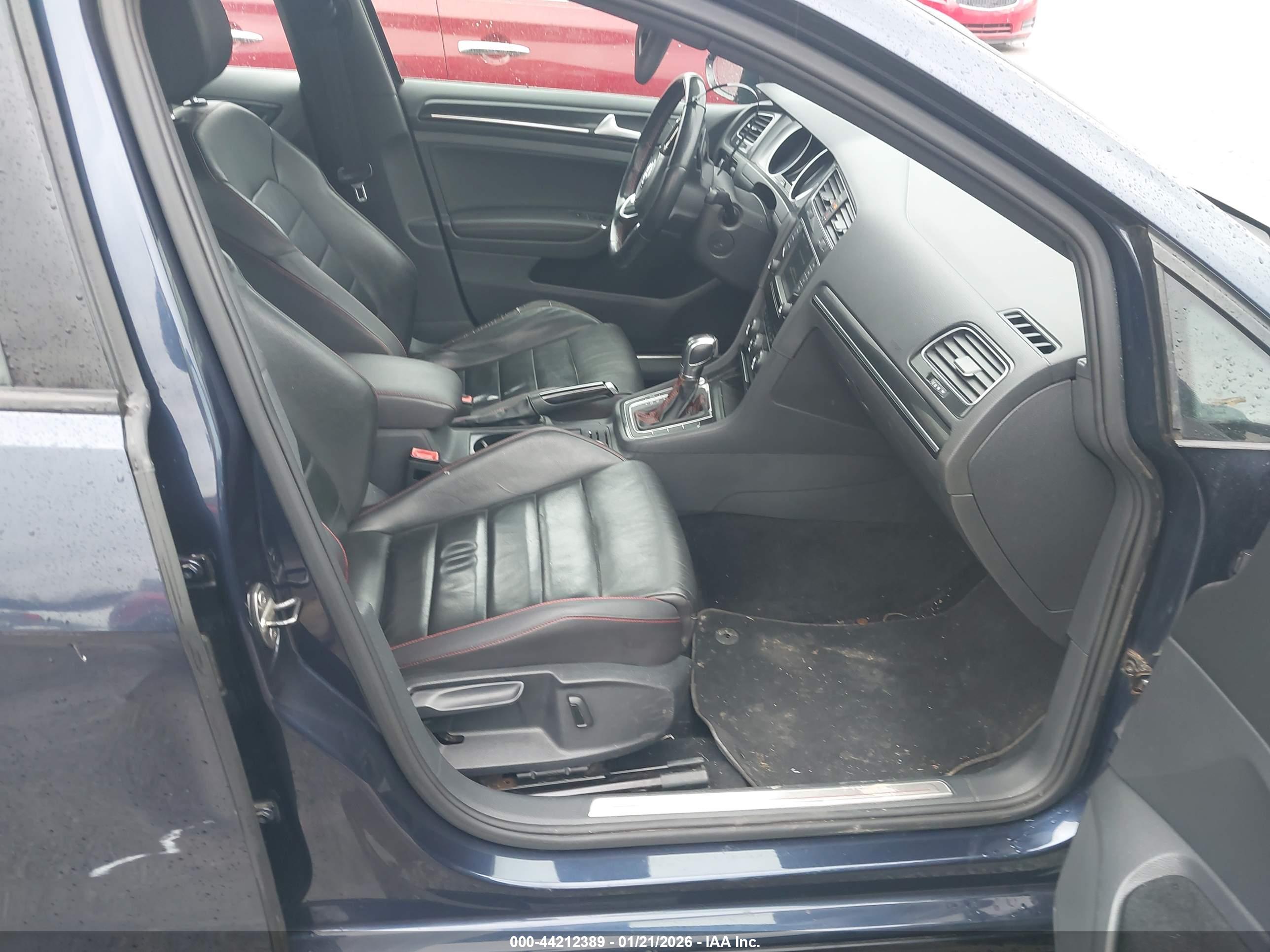 VOLKSWAGEN GOLF image 5