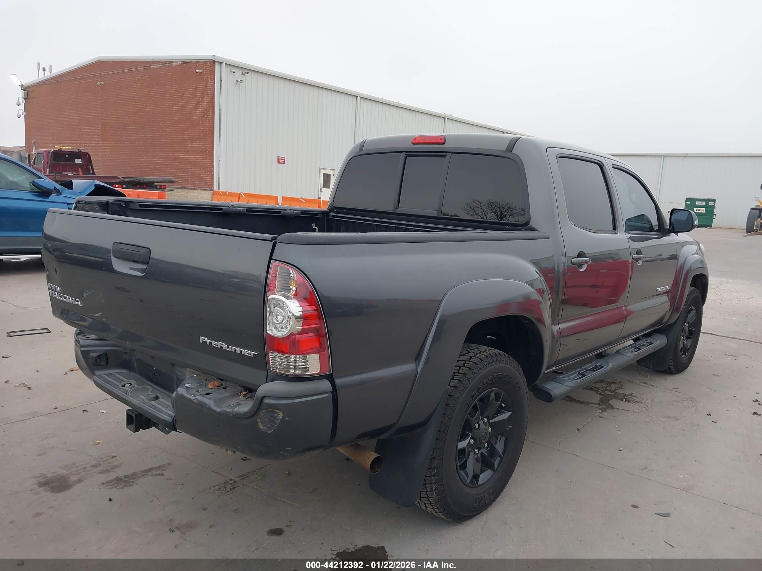TOYOTA TACOMA image 4