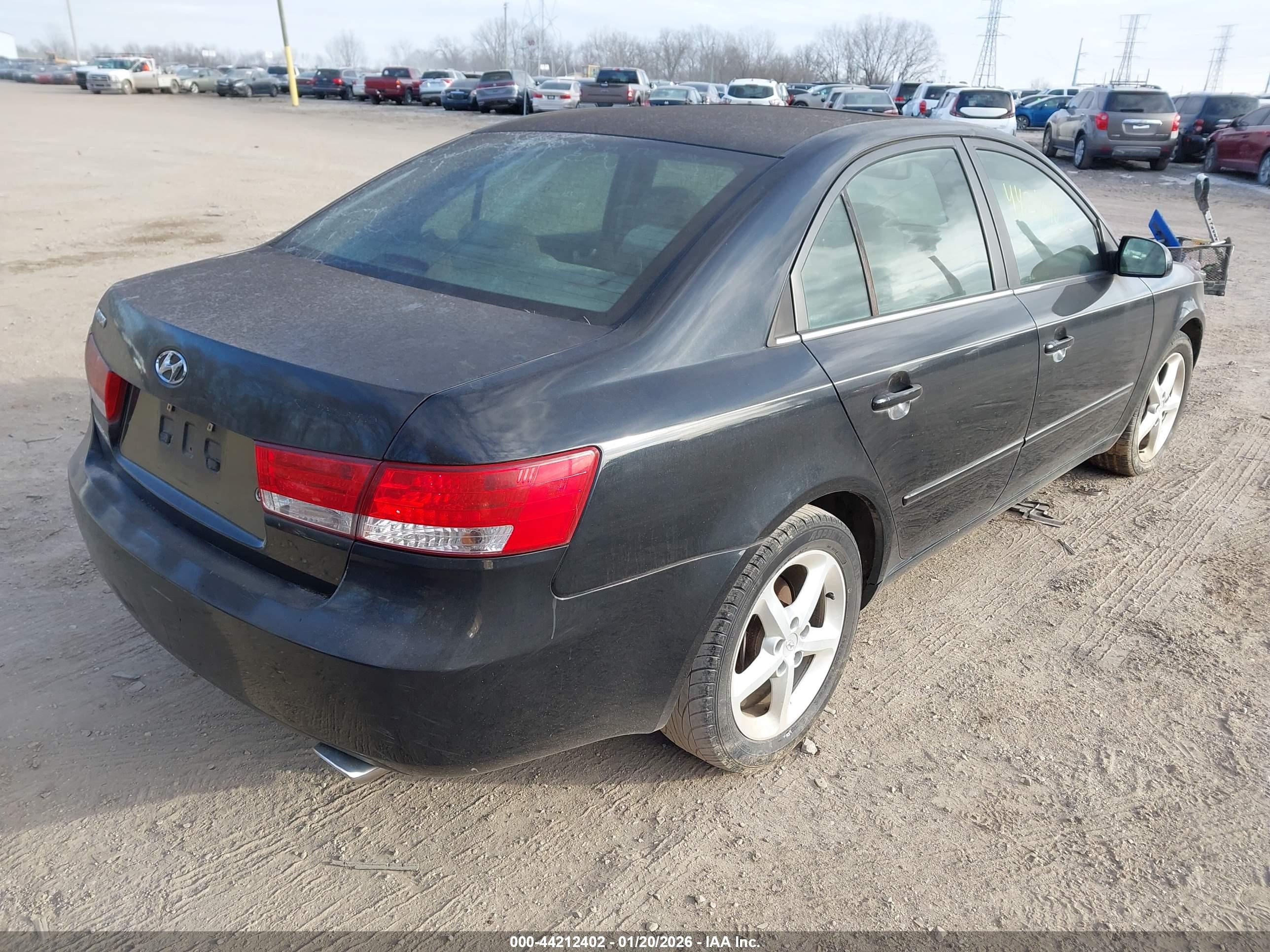 HYUNDAI SONATA image 4