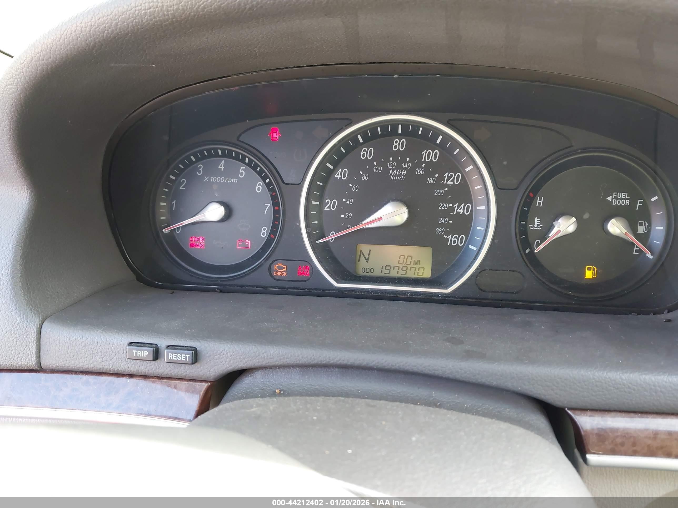 HYUNDAI SONATA image 7