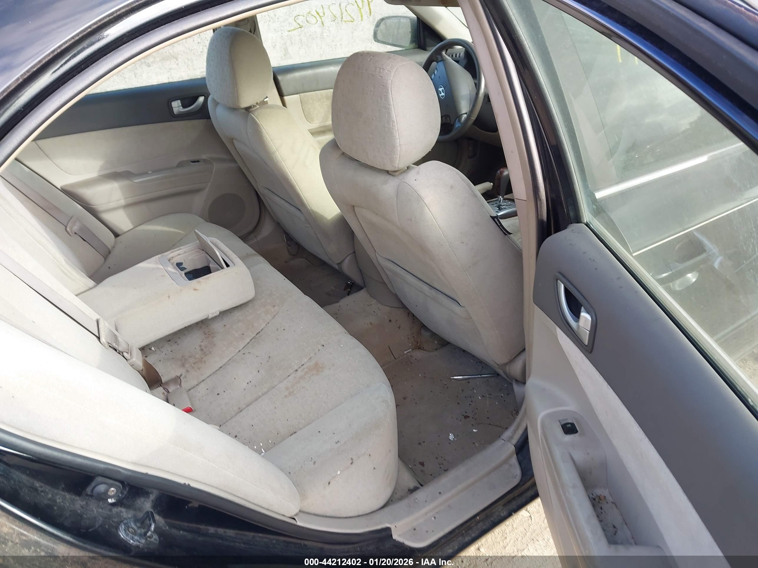 HYUNDAI SONATA image 8