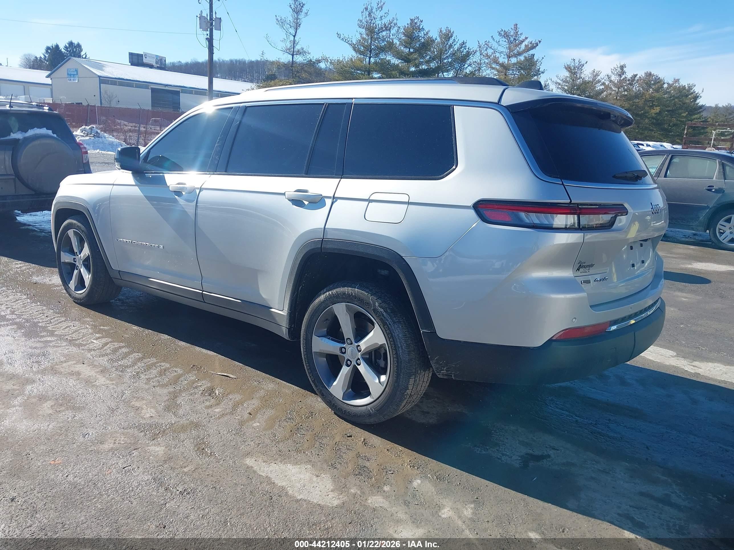 JEEP GRAND image 3