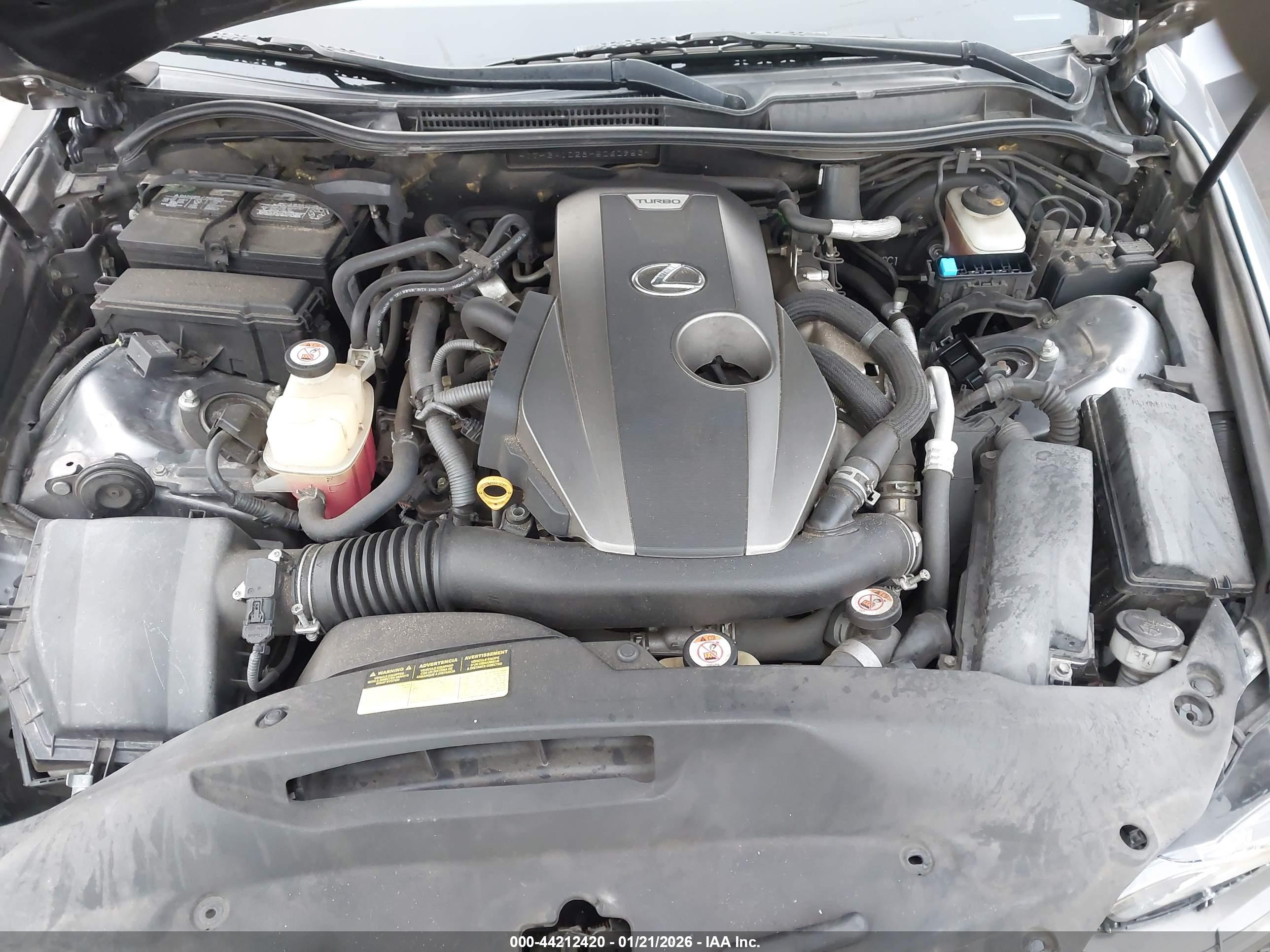 LEXUS IS image 10