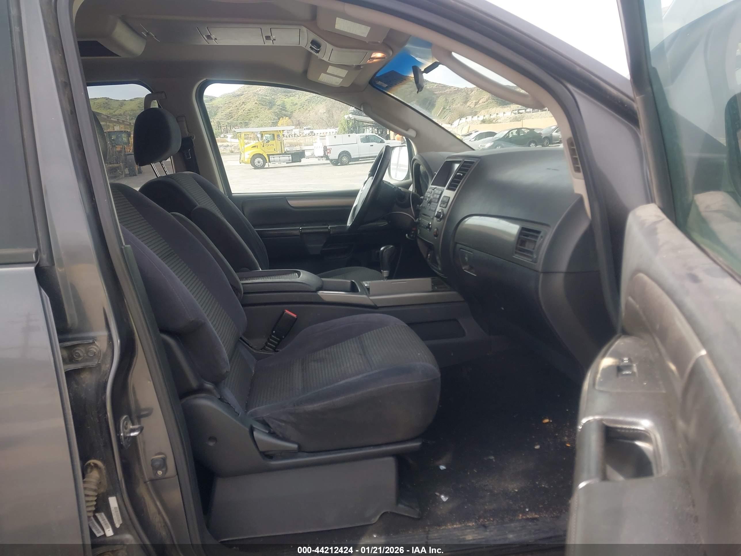 NISSAN ARMADA image 5