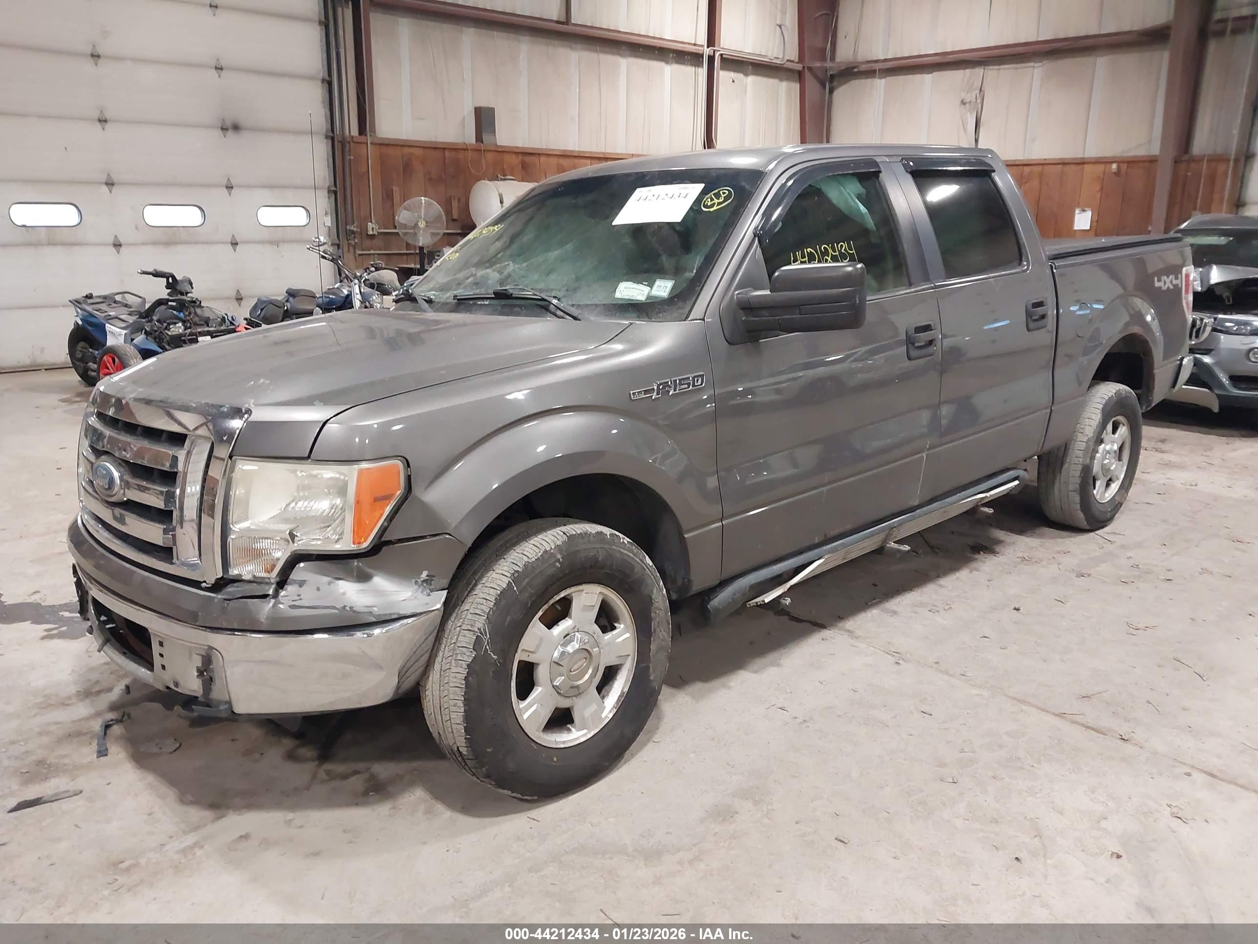 FORD F-150 image 2