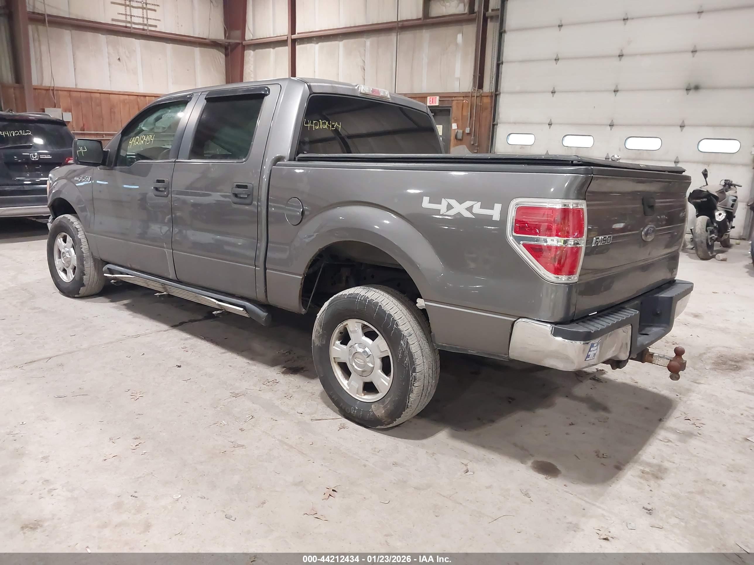 FORD F-150 image 3