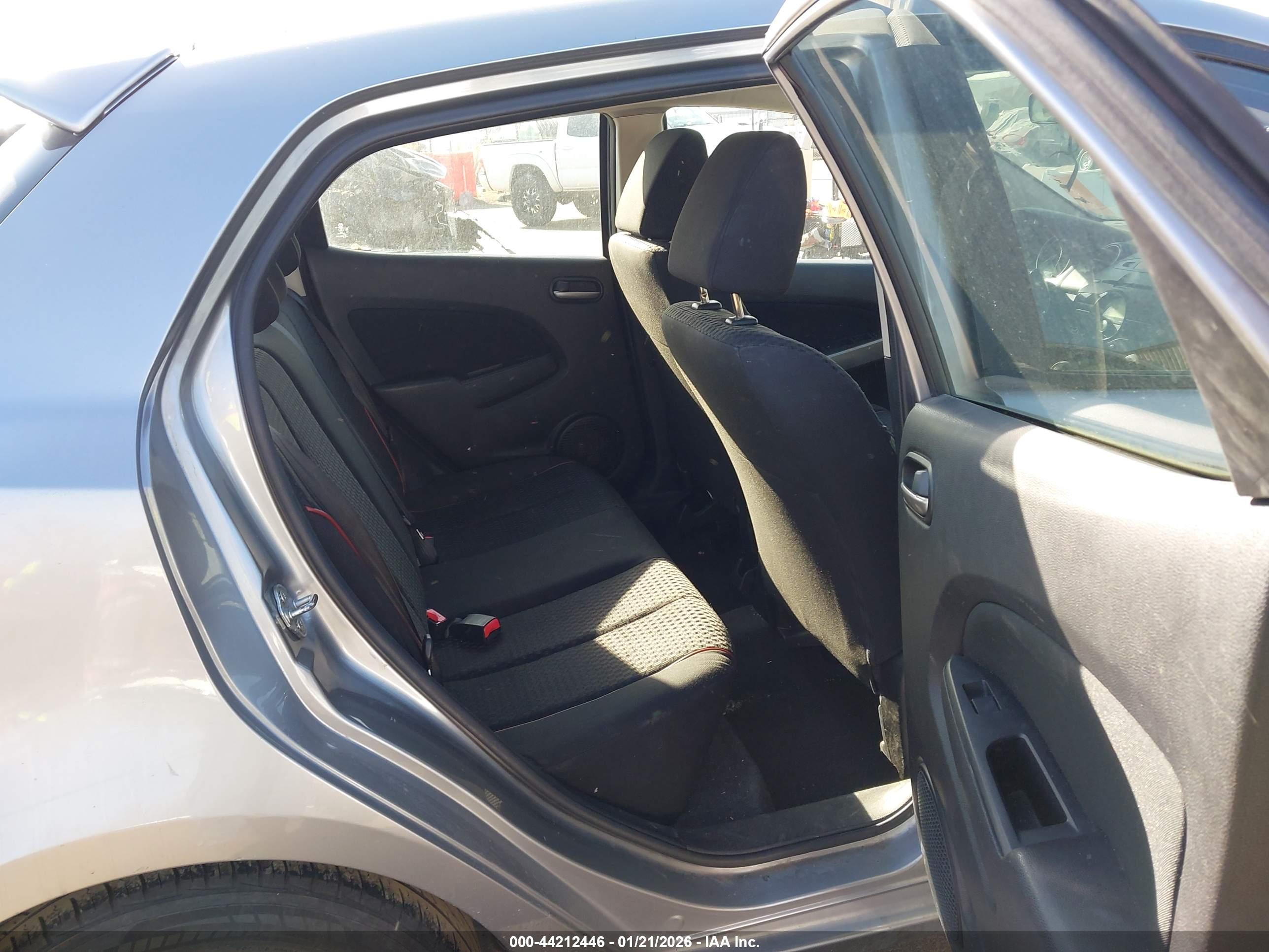 MAZDA MAZDA2 image 8