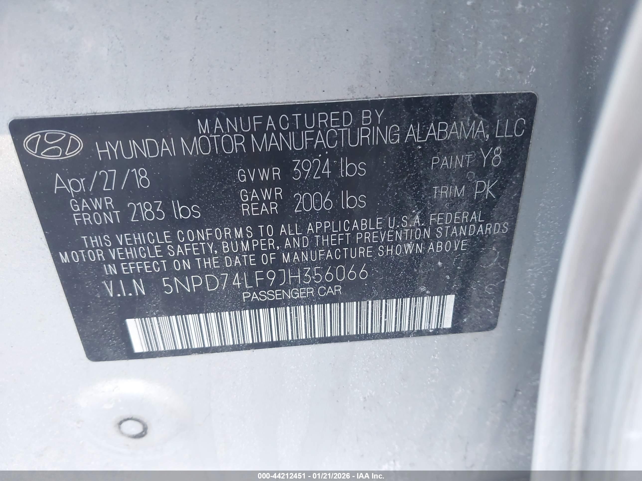 HYUNDAI ELANTRA image 9