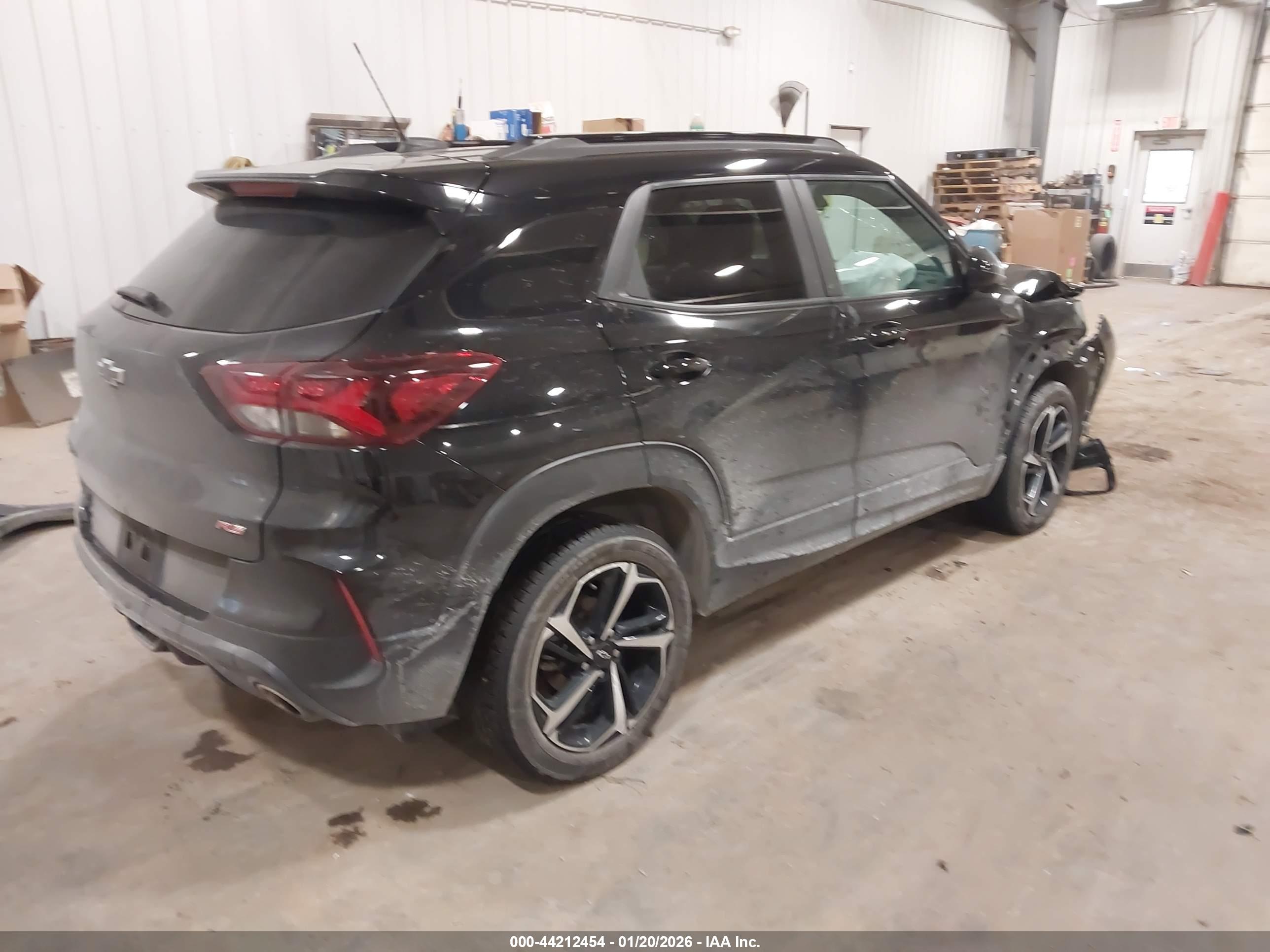 CHEVROLET TRAILBLAZER image 4