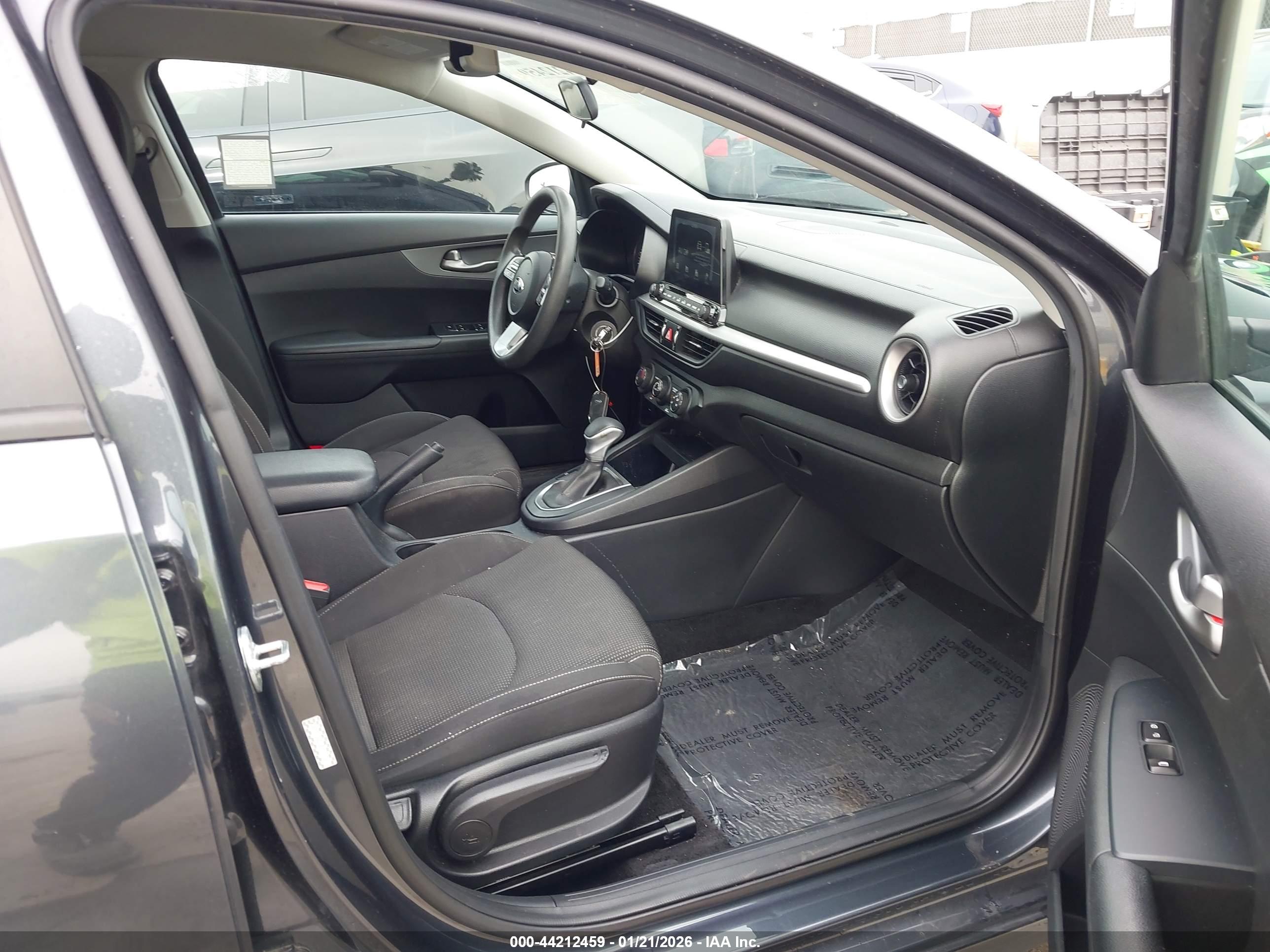 KIA FORTE image 5